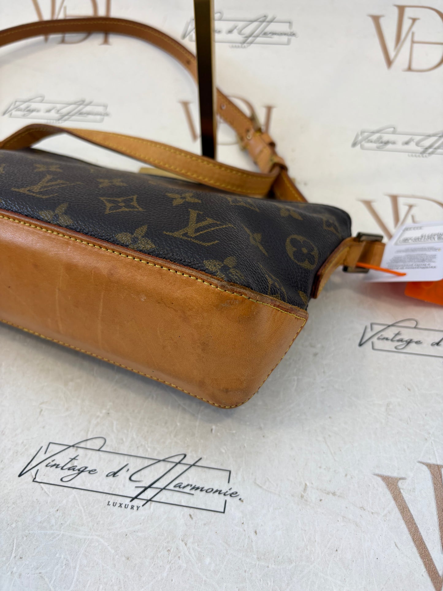 018323 - Louis Vuitton Trotteur