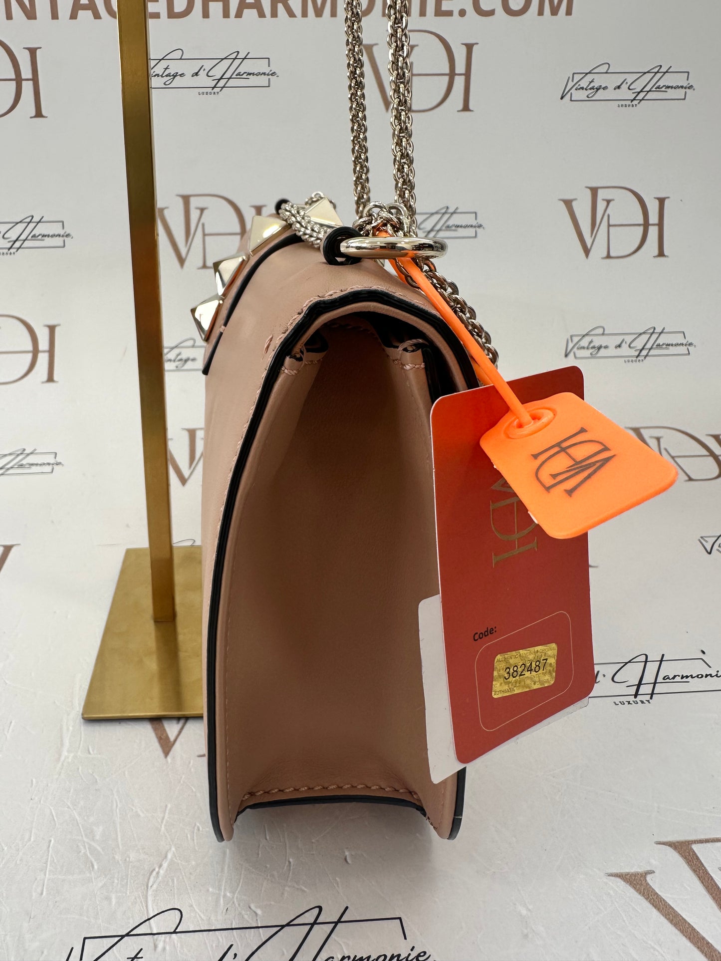 382487 - Valentino Glam Lock