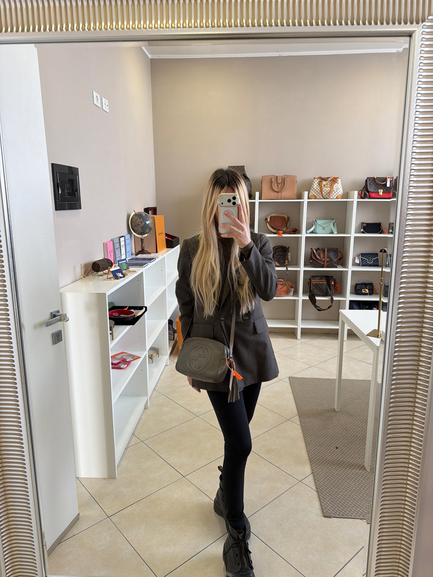 382466 - Gucci Soho