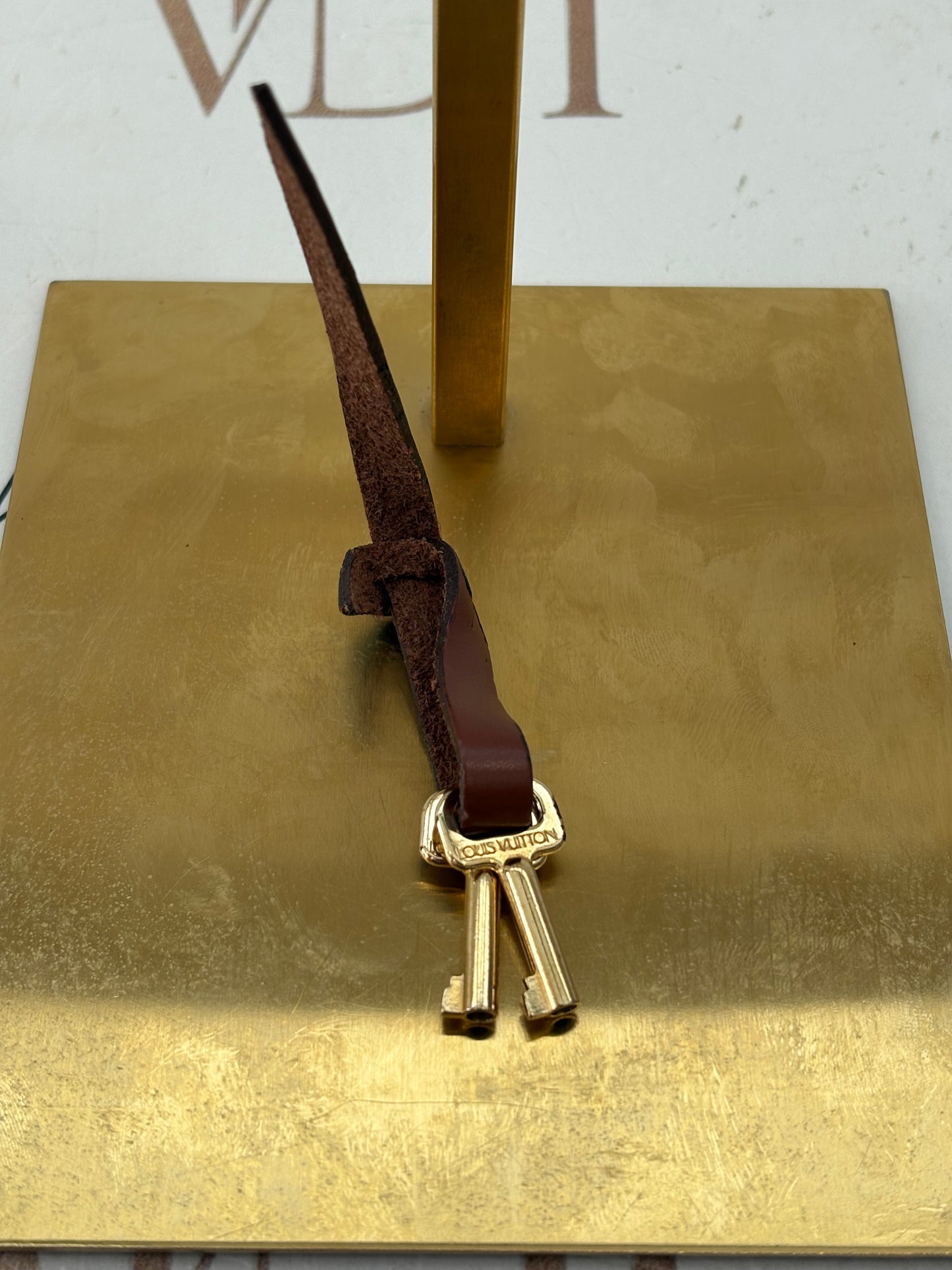 018366 - Louis Vuitton Concorde