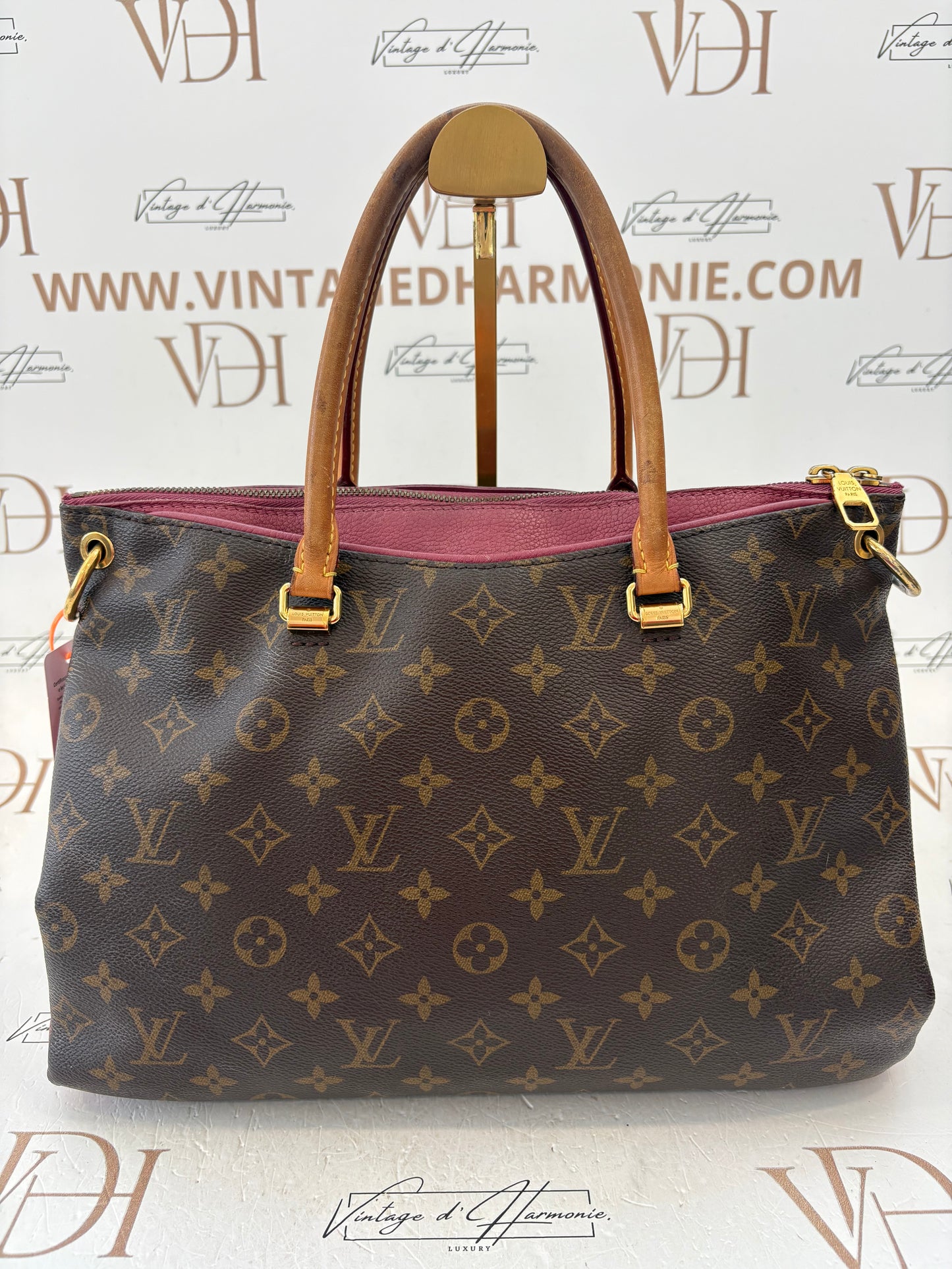 382993 - Louis Vuitton Pallas