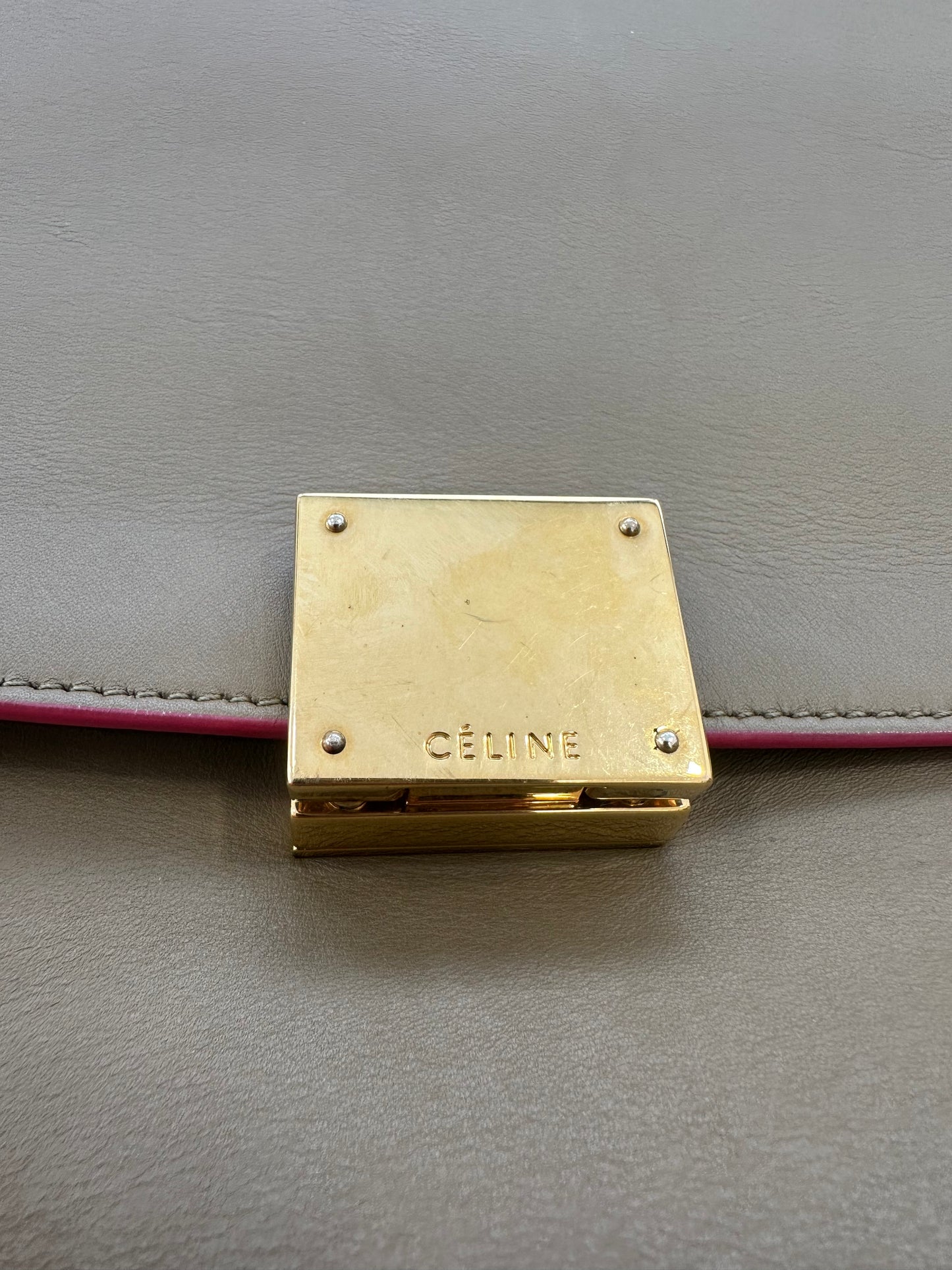 382494 - Céline Trapeze