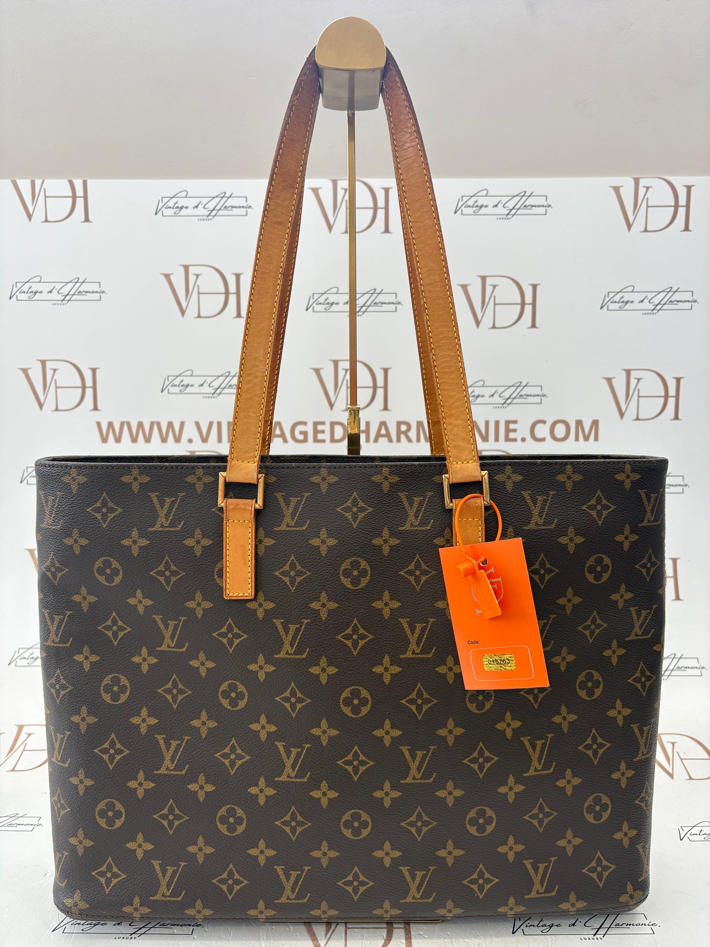 018763 - Louis Vuitton Luco