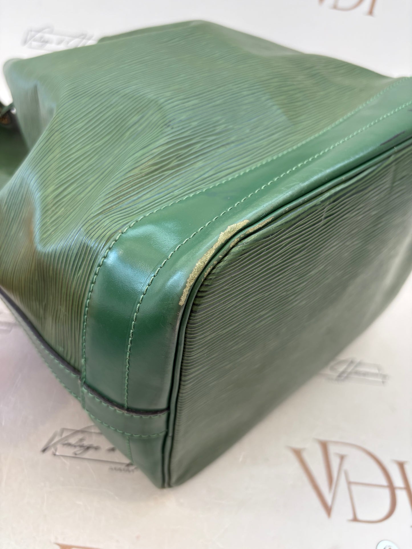 017680 - Louis Vuitton Noé Epi