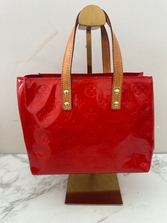 Louis Vuitton Reade PM Vernis Red