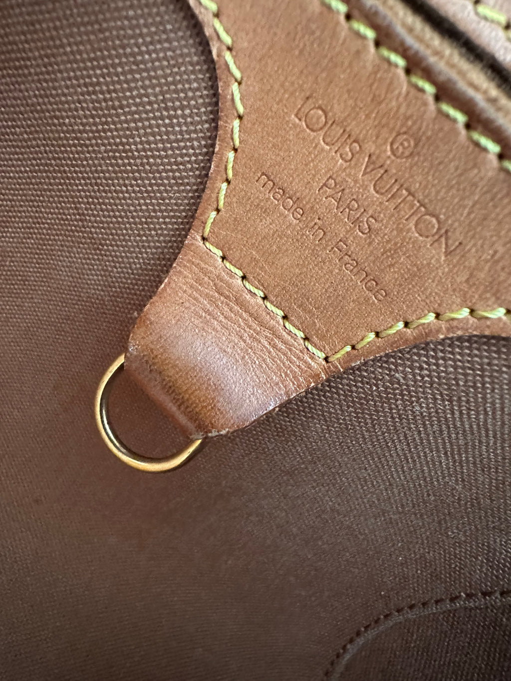 Louis Vuitton Ellipse PM