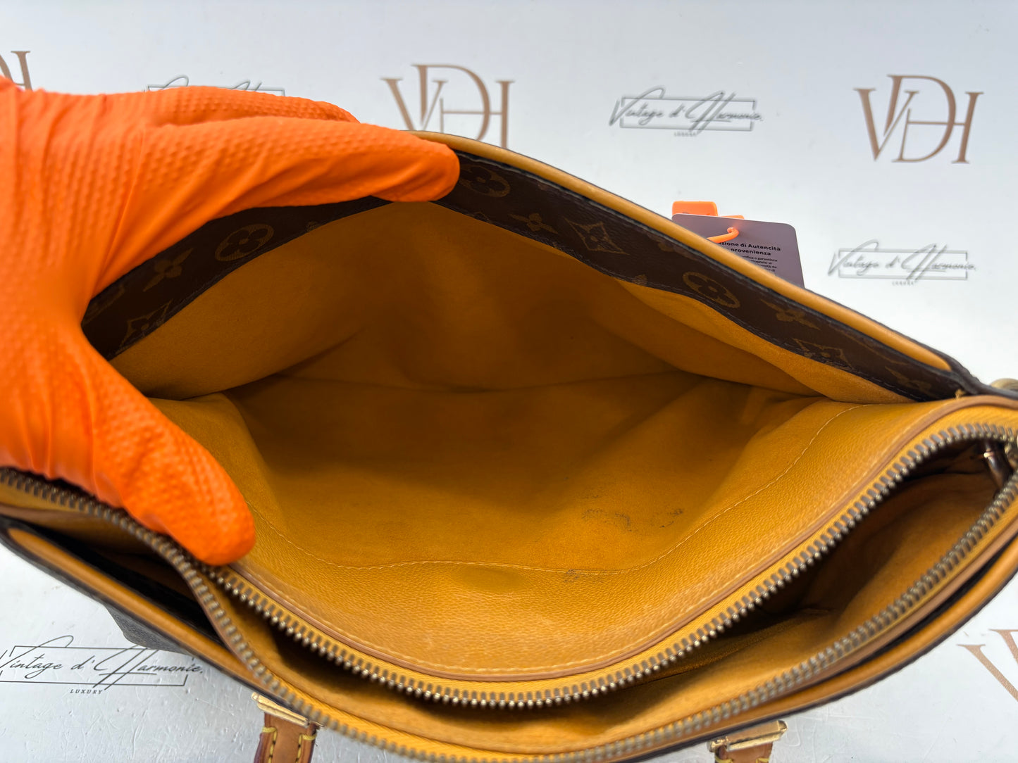 201113 - Louis Vuitton Pallas