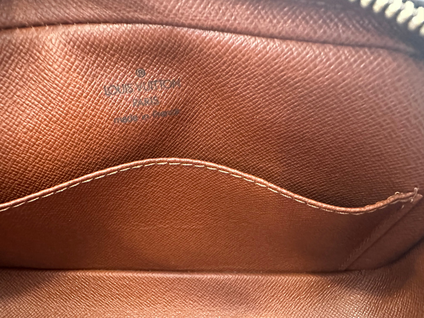 017763 - Louis Vuitton Pochette Cite