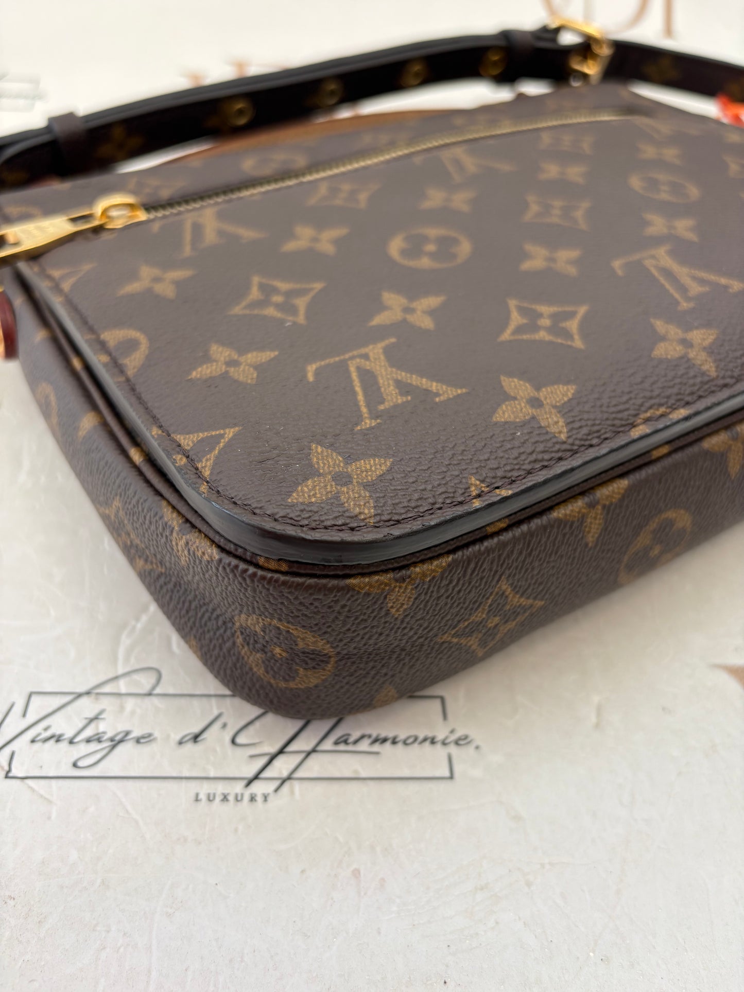 383483 - Louis Vuitton Metis