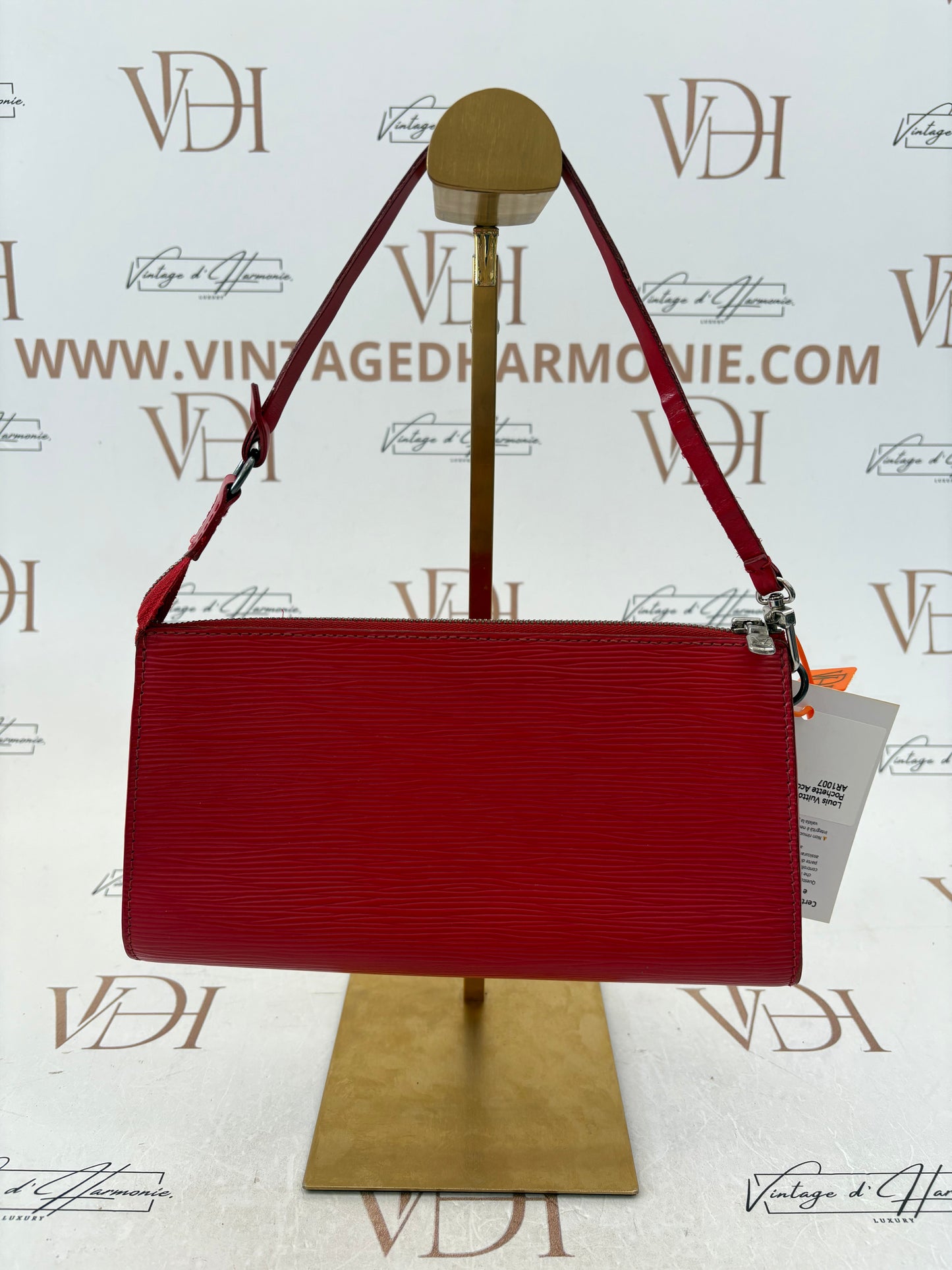 018996 - Louis Vuitton Red Epi Pochette