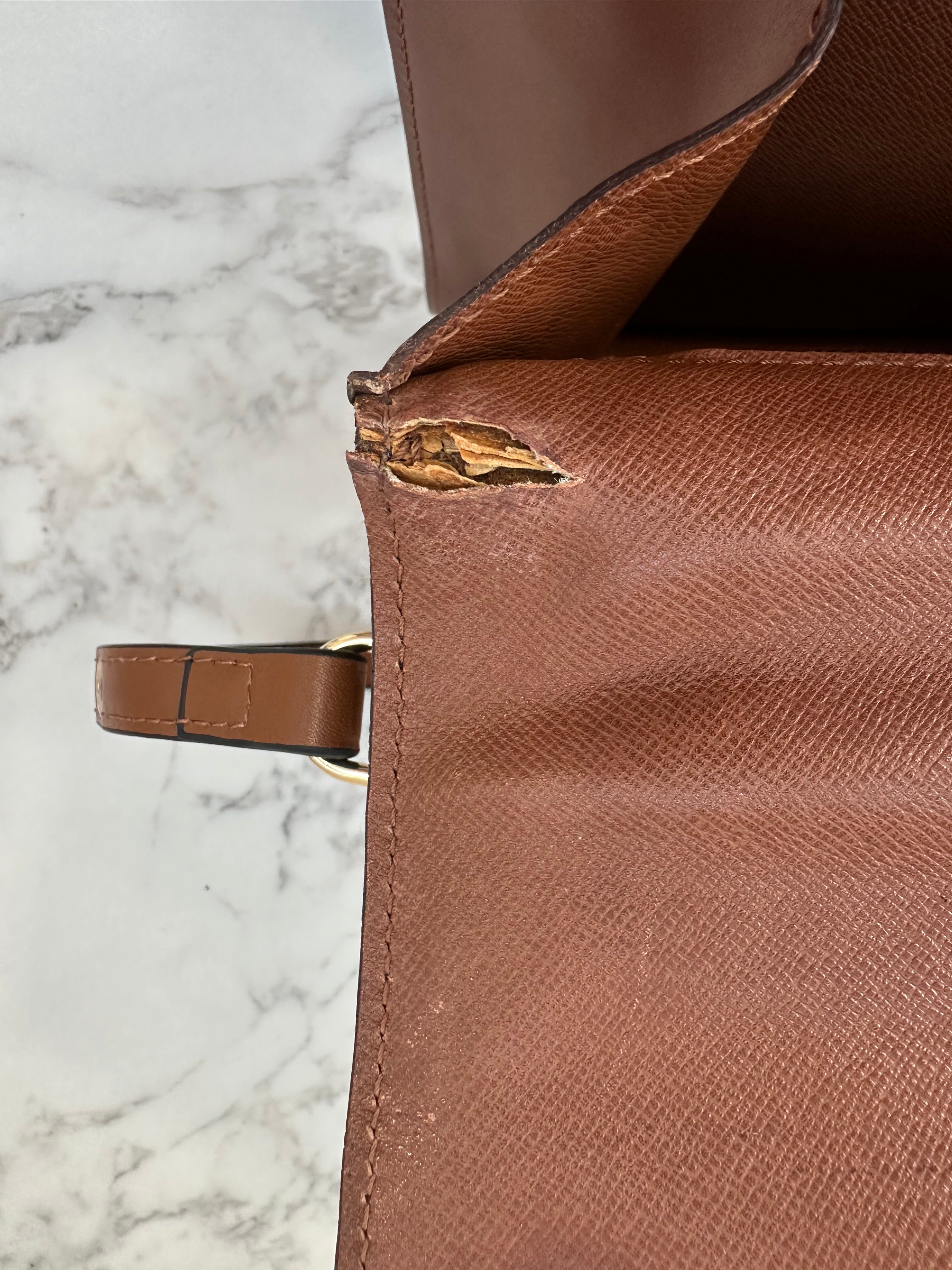 Louis Vuitton Monceau 28