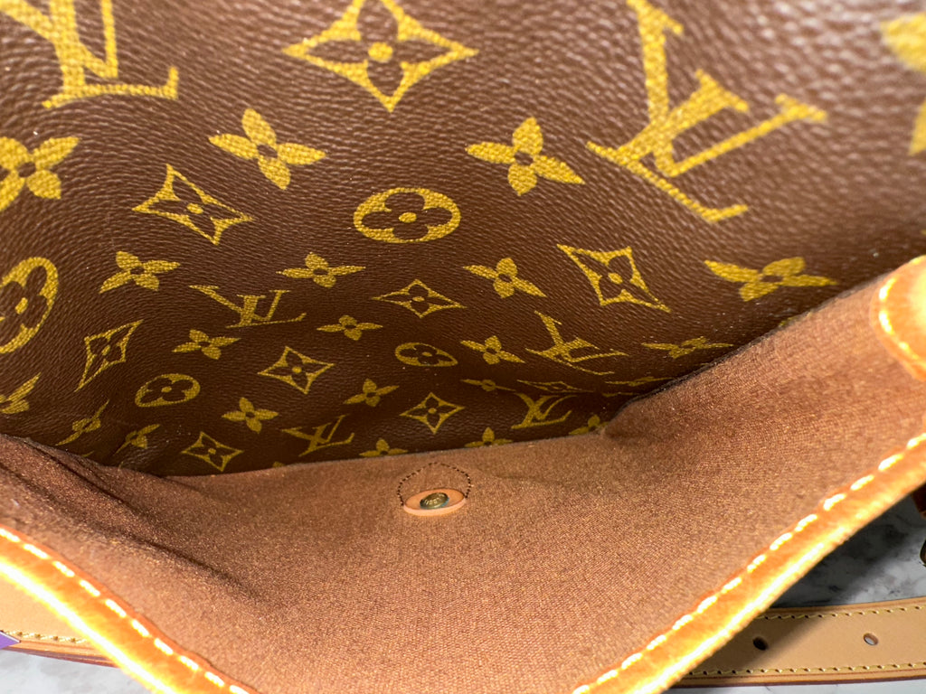 Louis Vuitton Gibeciere GM