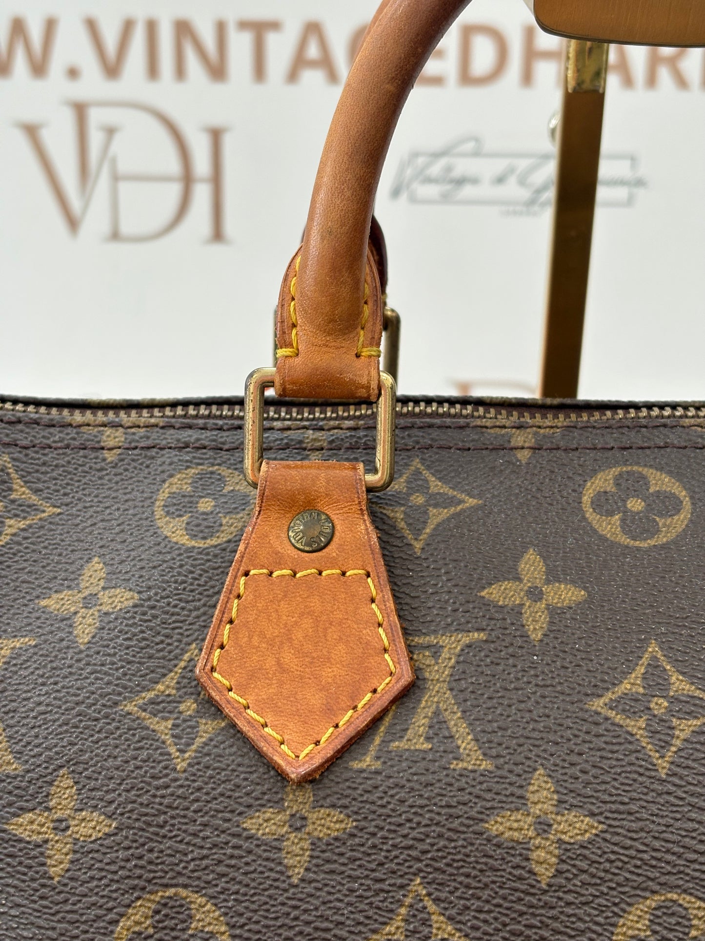 018744 - Louis Vuitton Speedy 30