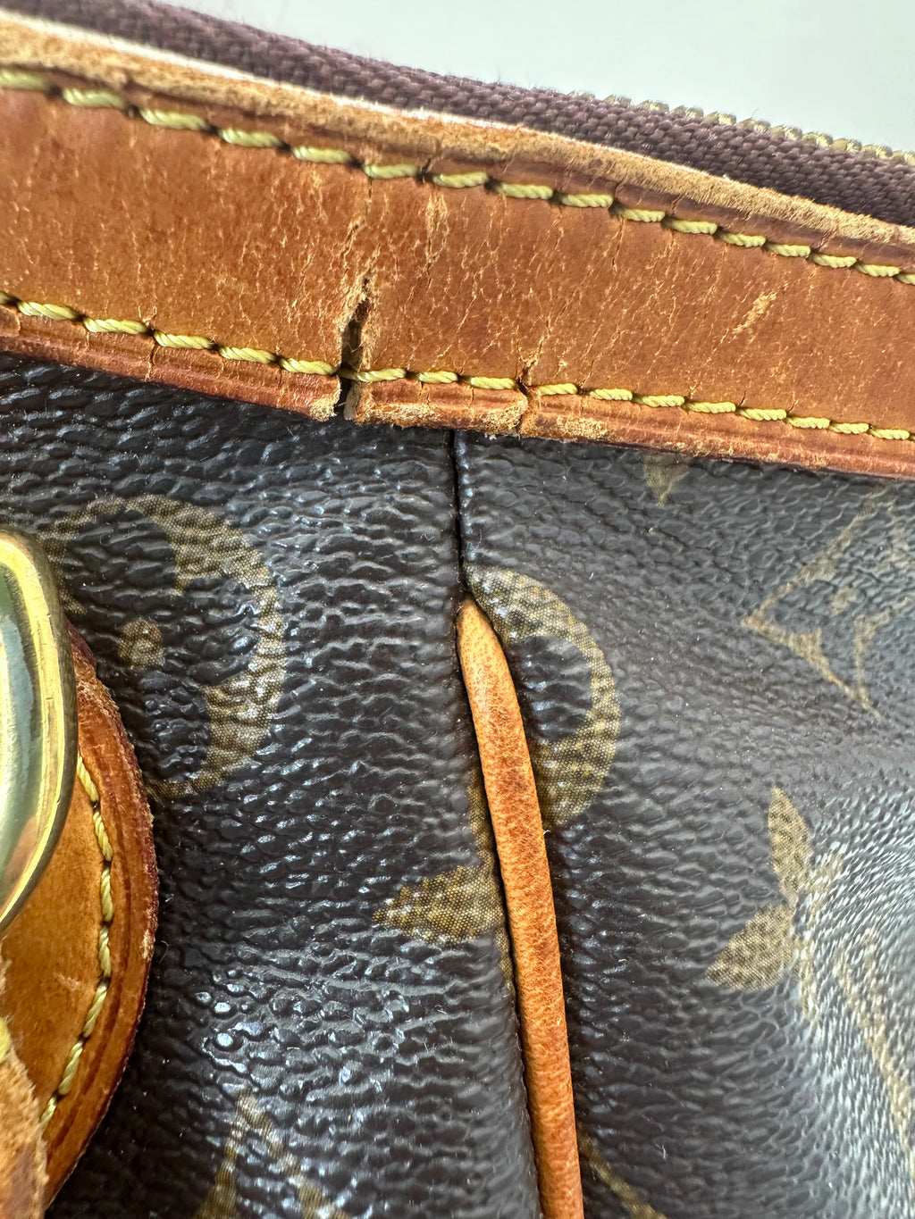 Louis Vuitton Tivoli PM