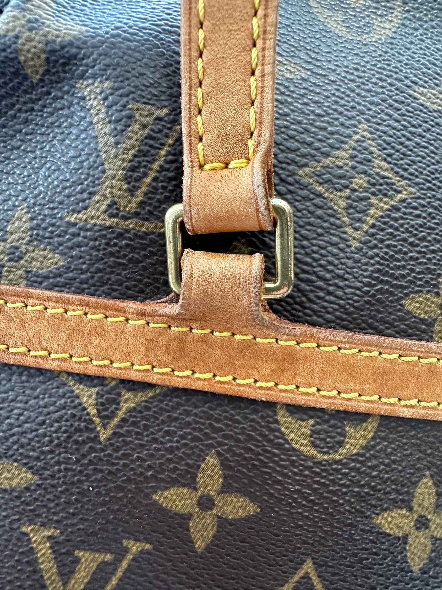 016920 - Louis Vuitton Coussin GM