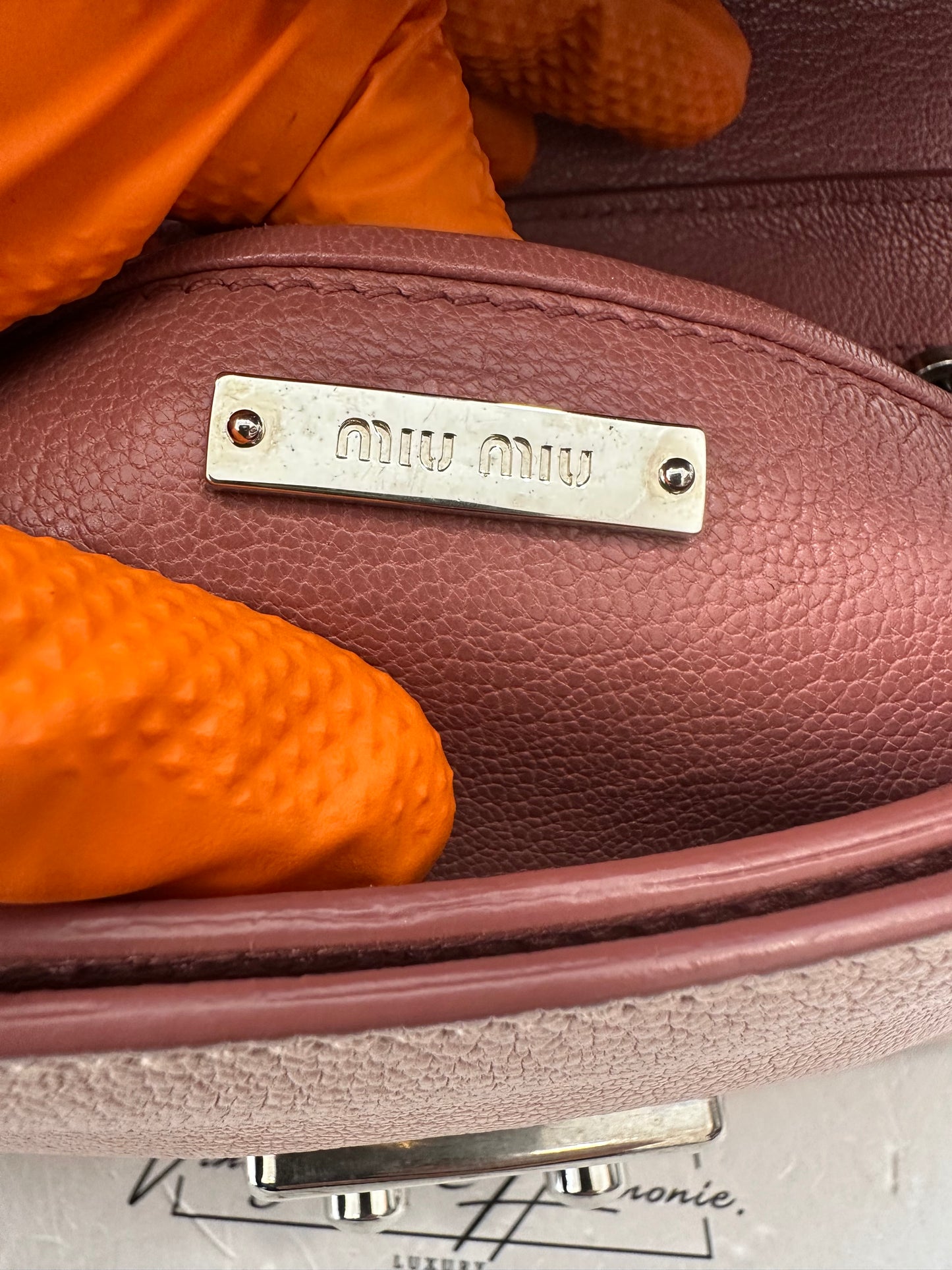 382810 - Miu Miu