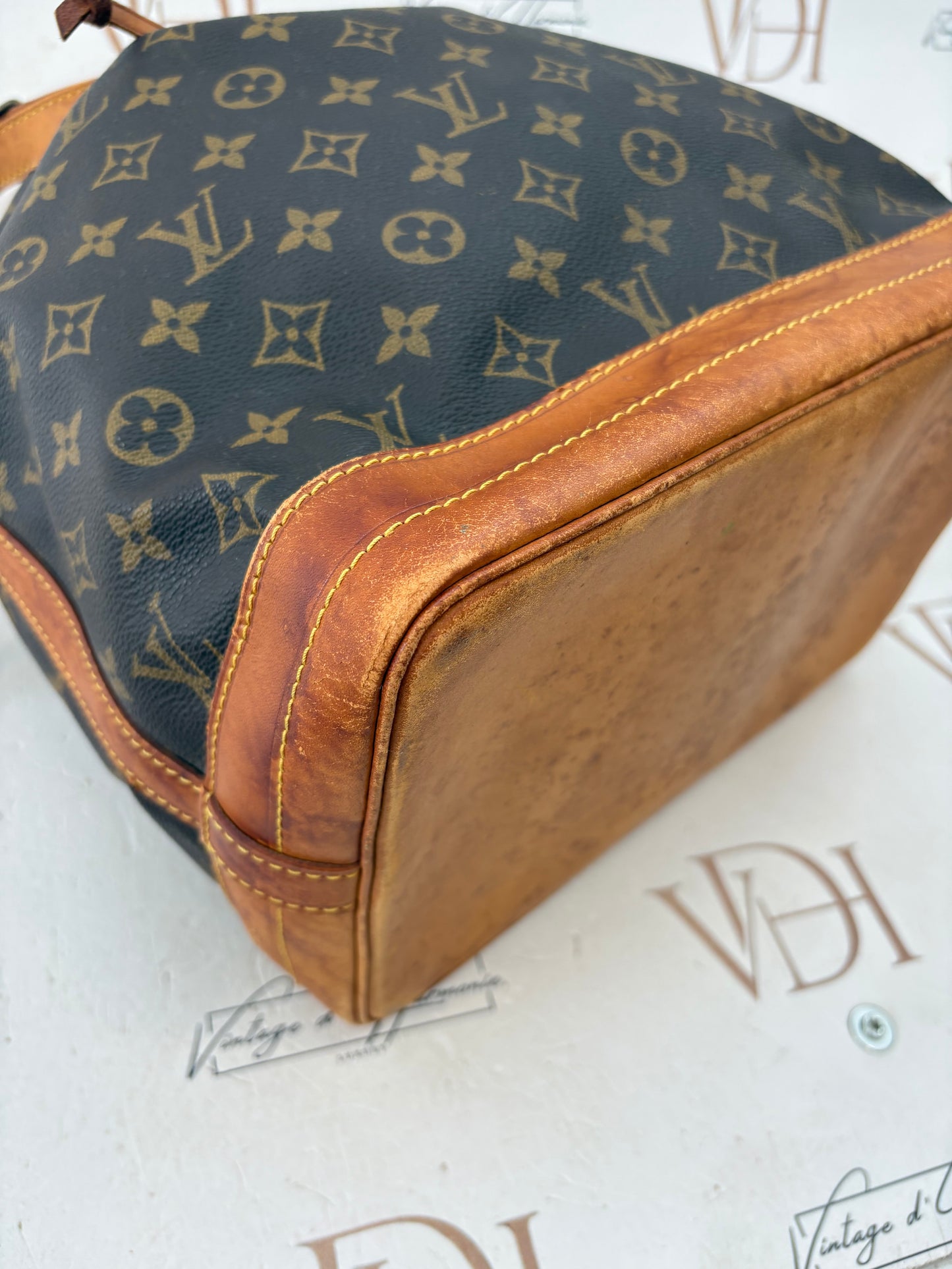 018290 - Louis Vuitton Noé