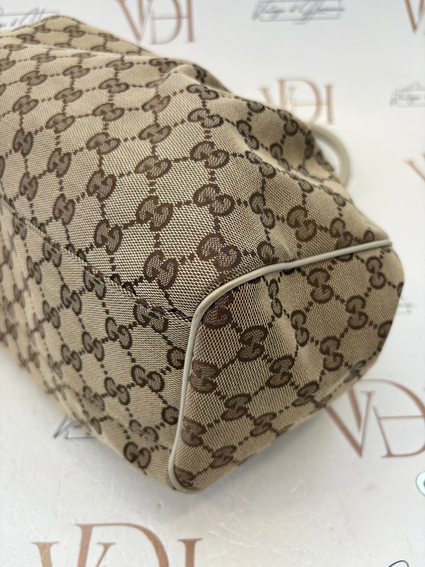383434 - Gucci Sukey