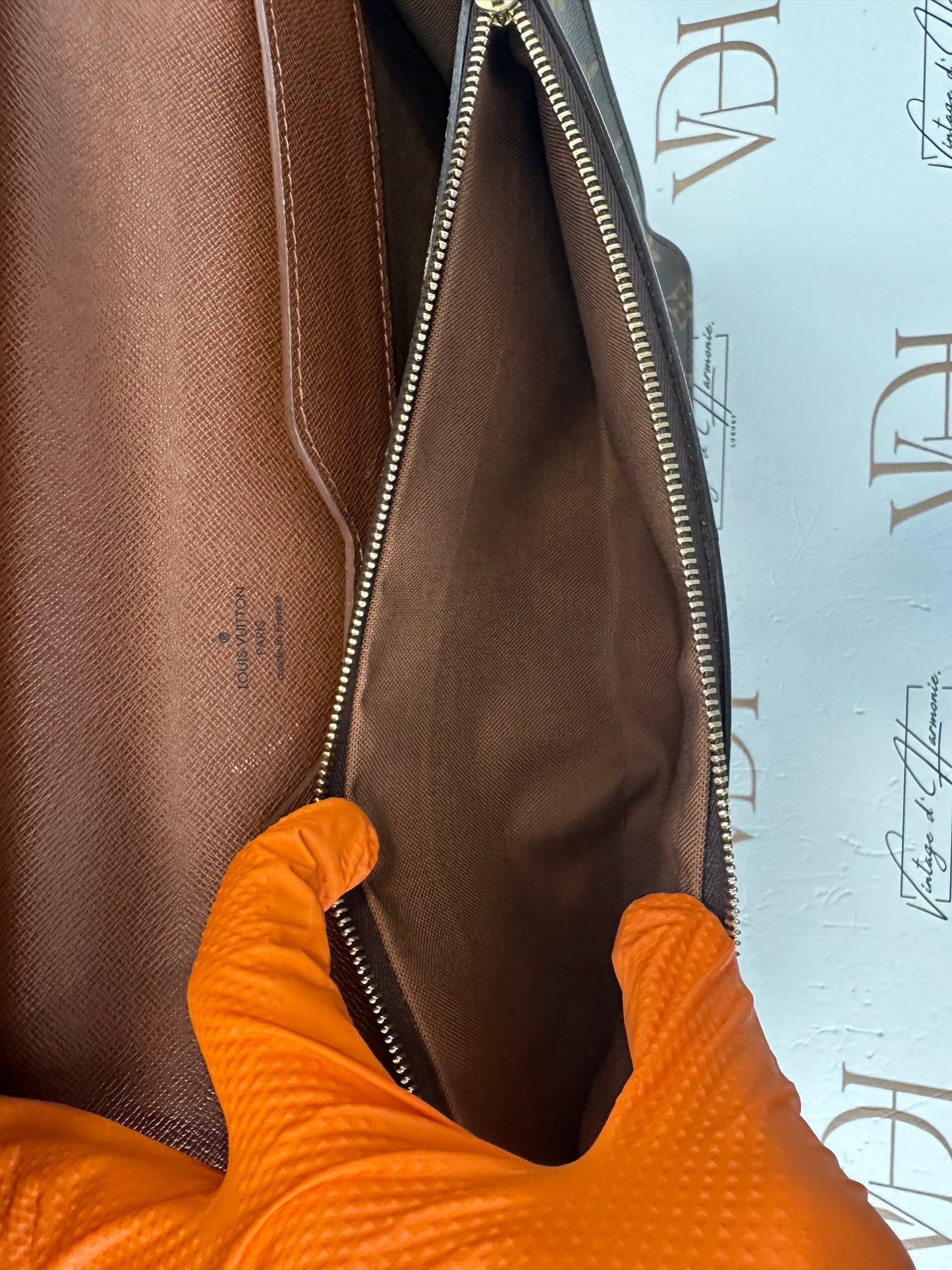 017809 - Louis Vuitton Robusto 1 Briefcase
