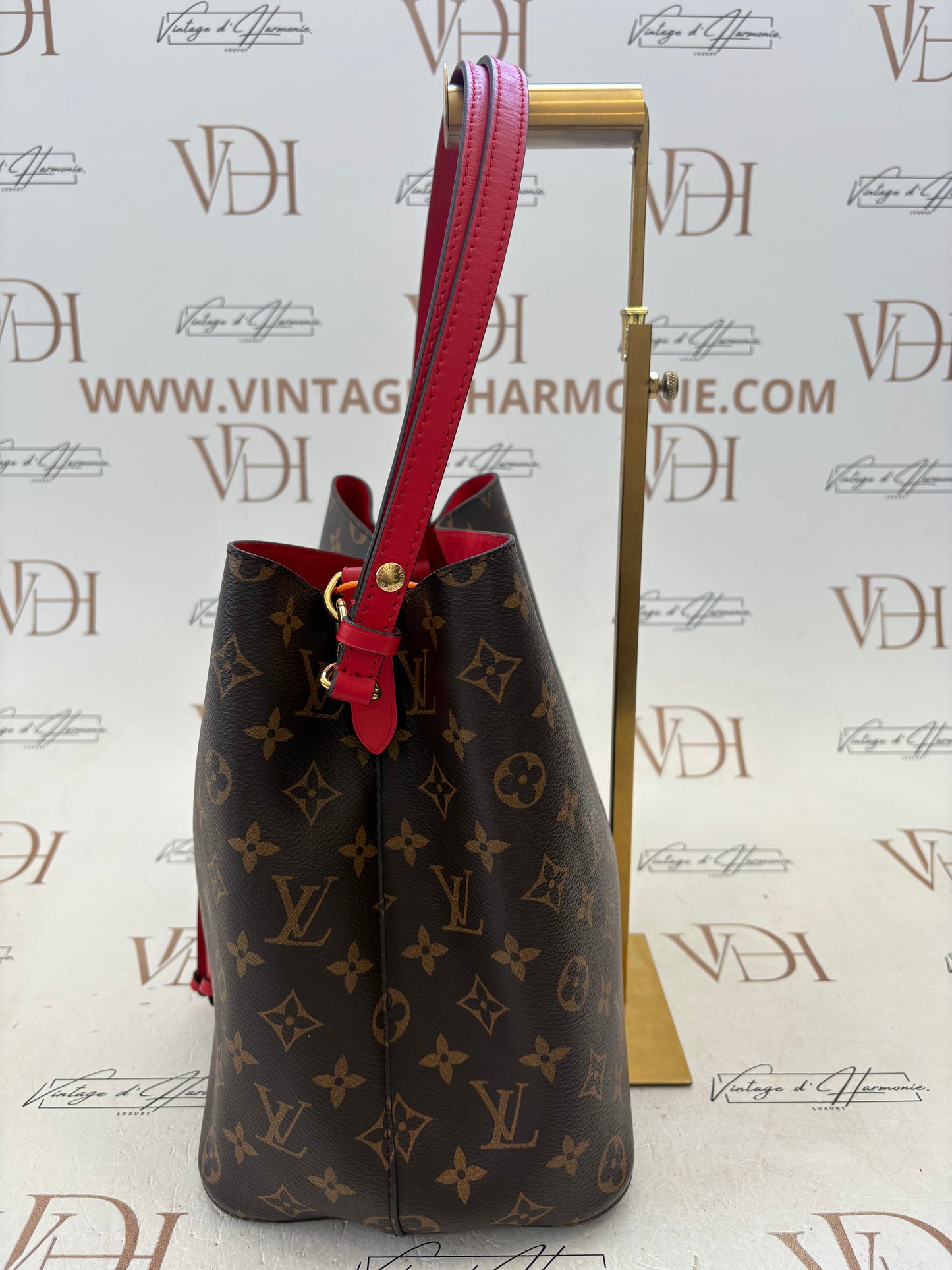 201549 - Louis Vuitton Neo Noé
