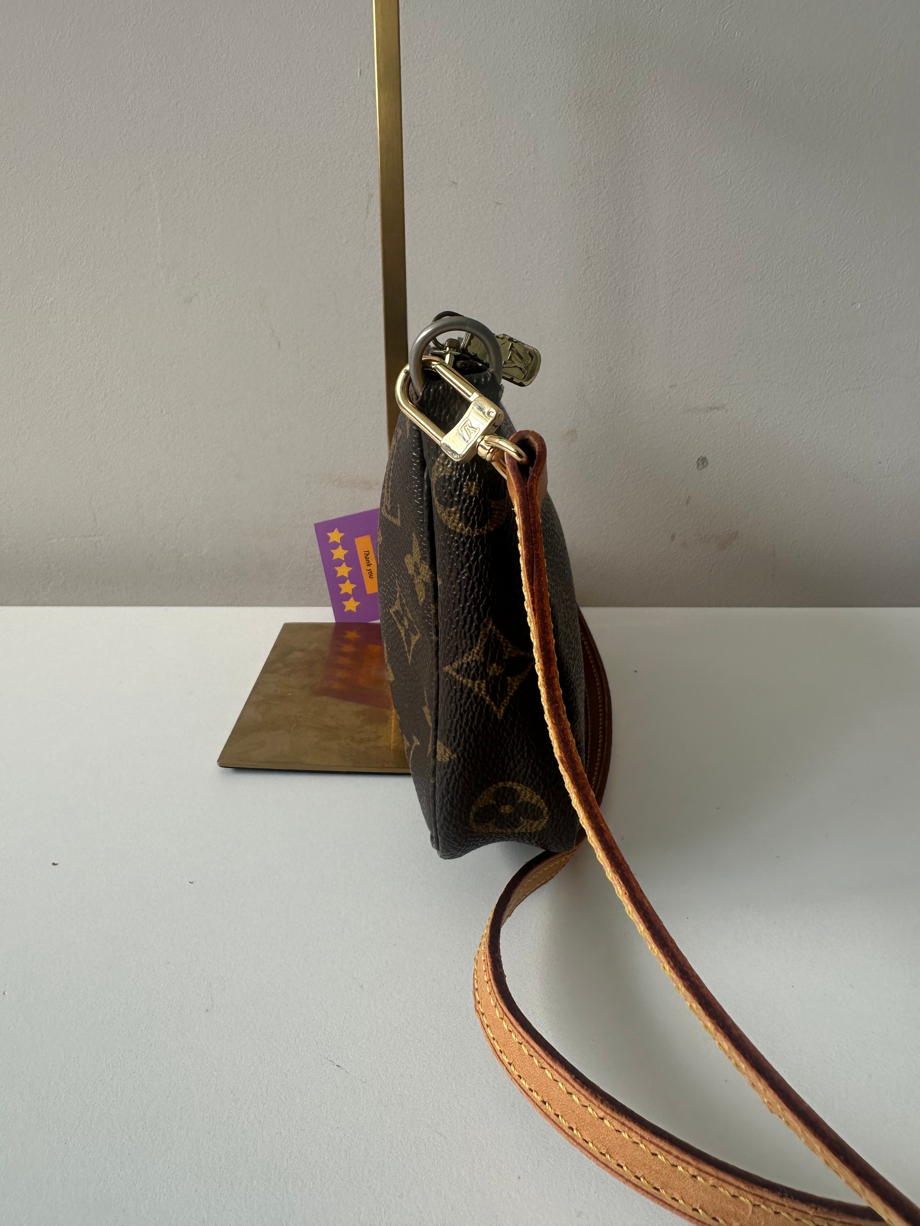 Louis Vuitton Pochette