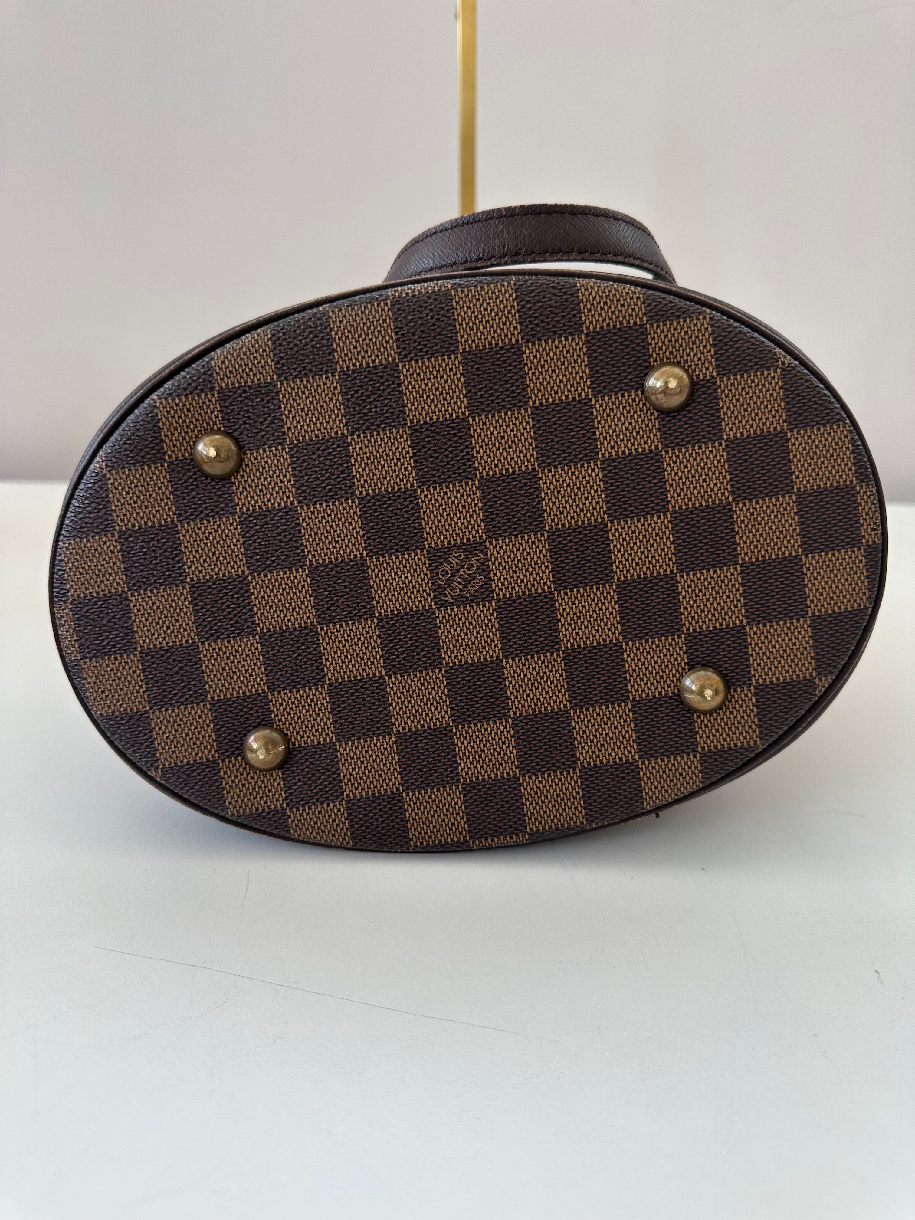 Louis Vuitton Marais