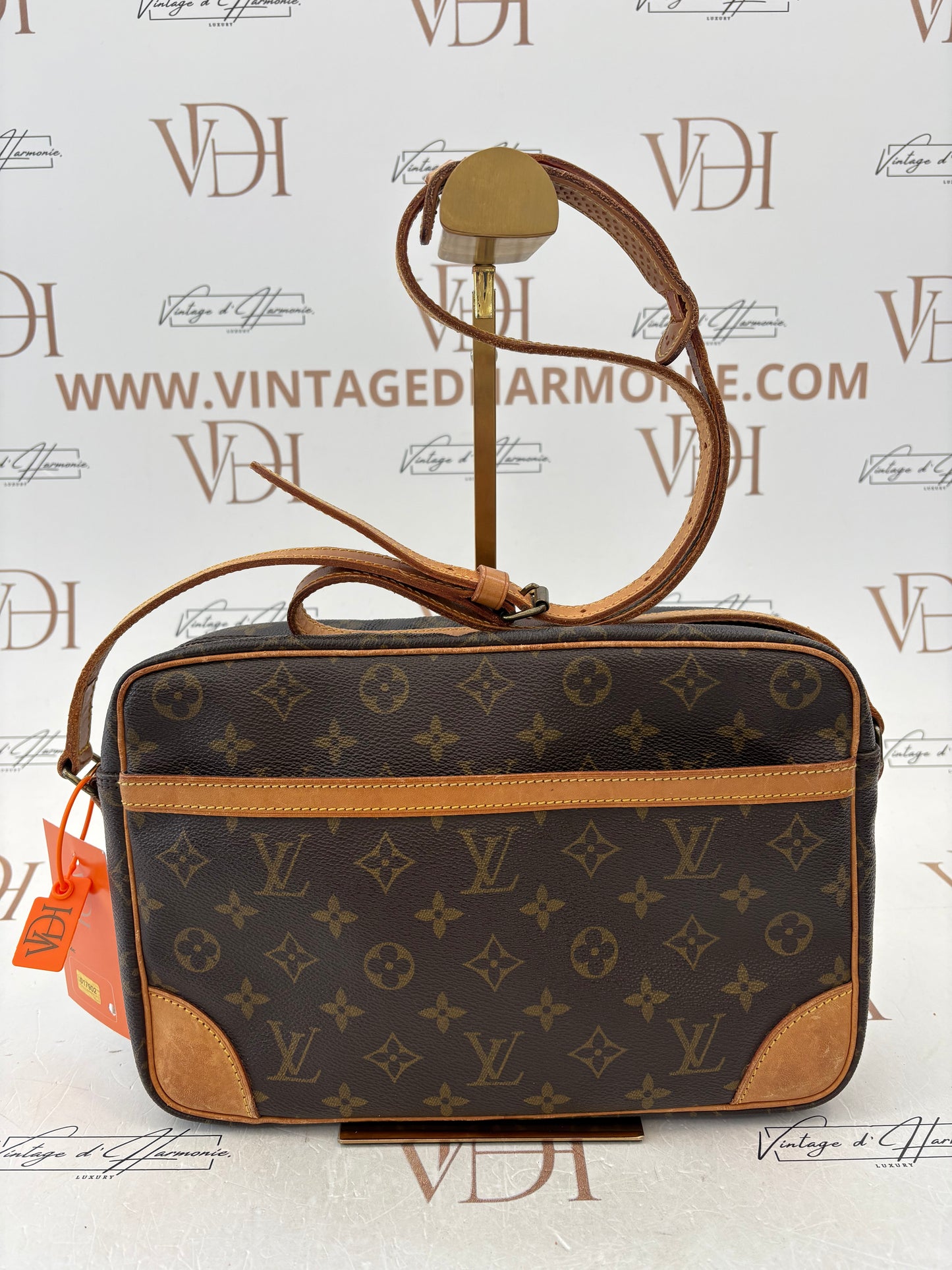 017902 - Louis Vuitton Trocadero 30
