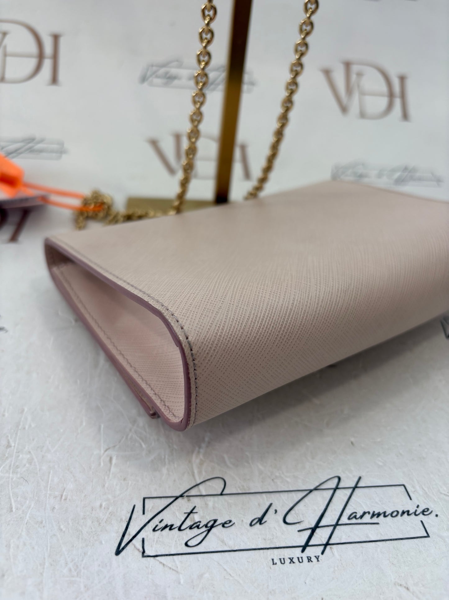 384178 - Salvatore Ferragamo Vara
