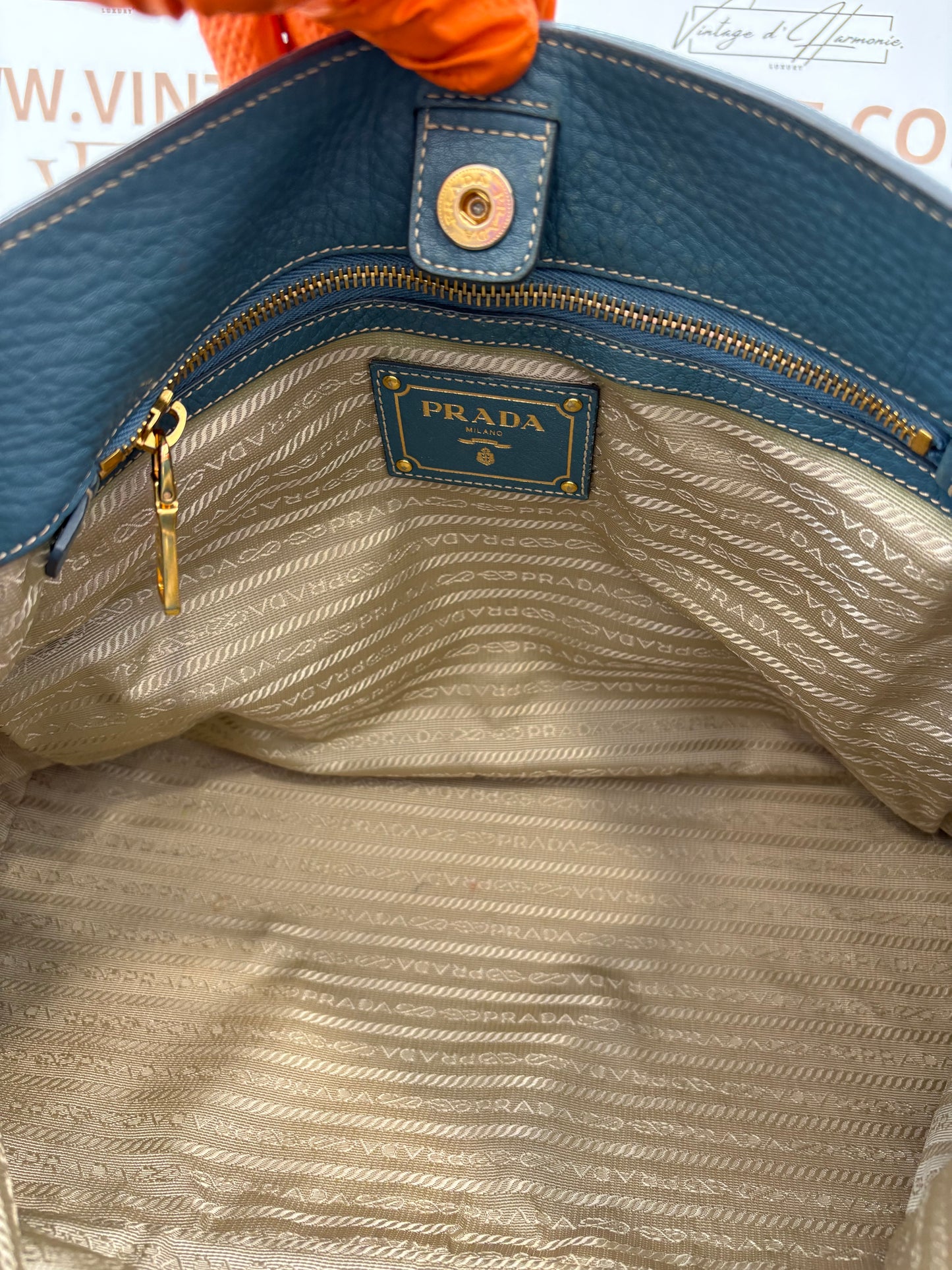 018314 - Prada Bag