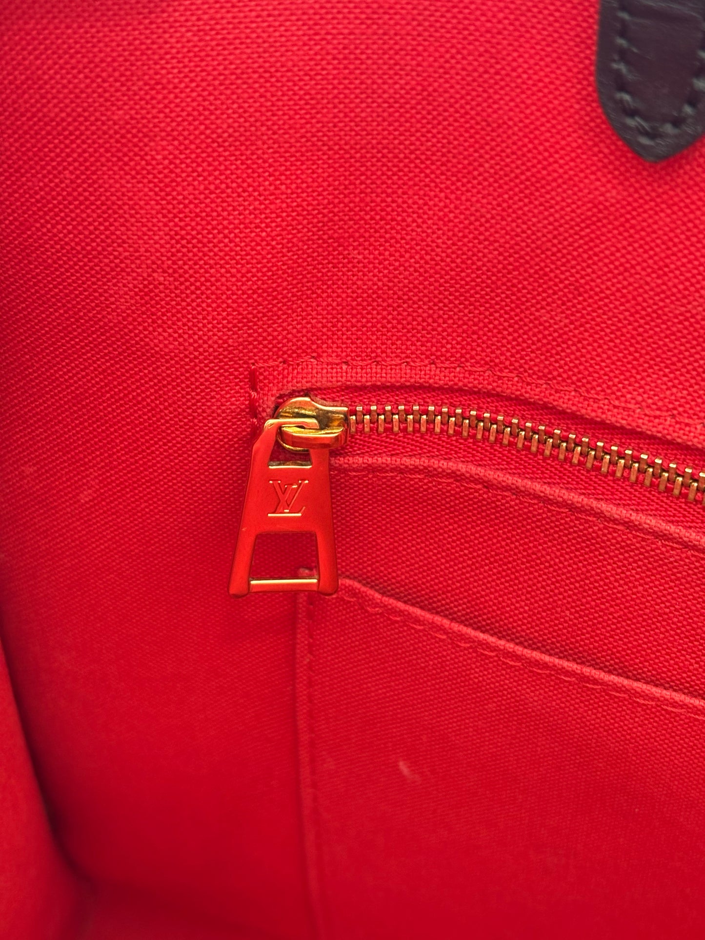 384166 - Louis Vuitton On-The-Go MM