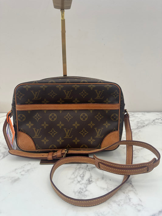 Louis Vuitton Trocadero 27