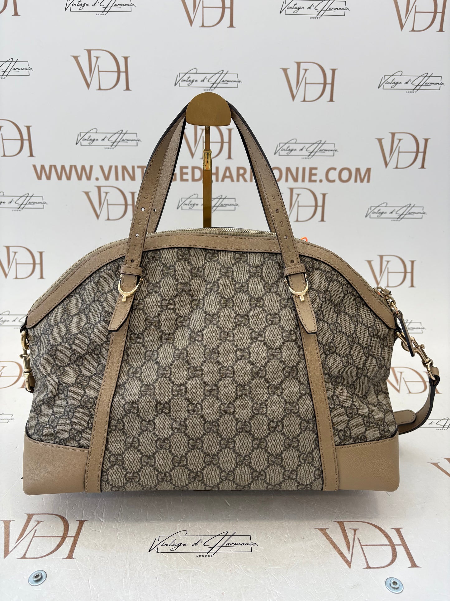 383472 - Gucci GG Supreme