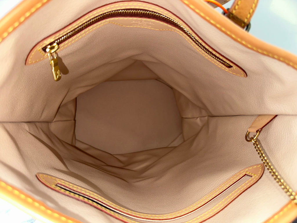 Louis Vuitton Bucket GM