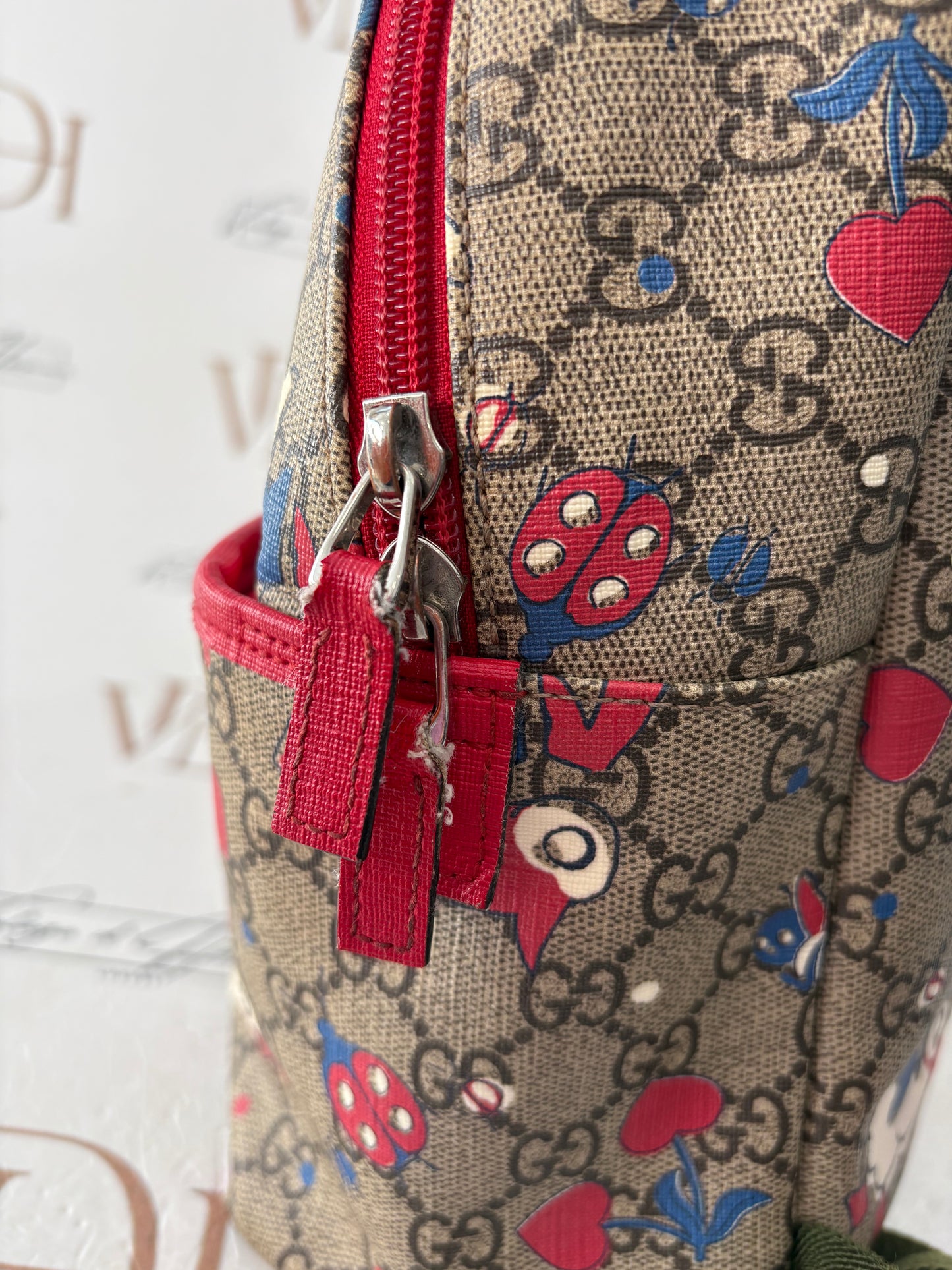 383173 - Gucci Backpack