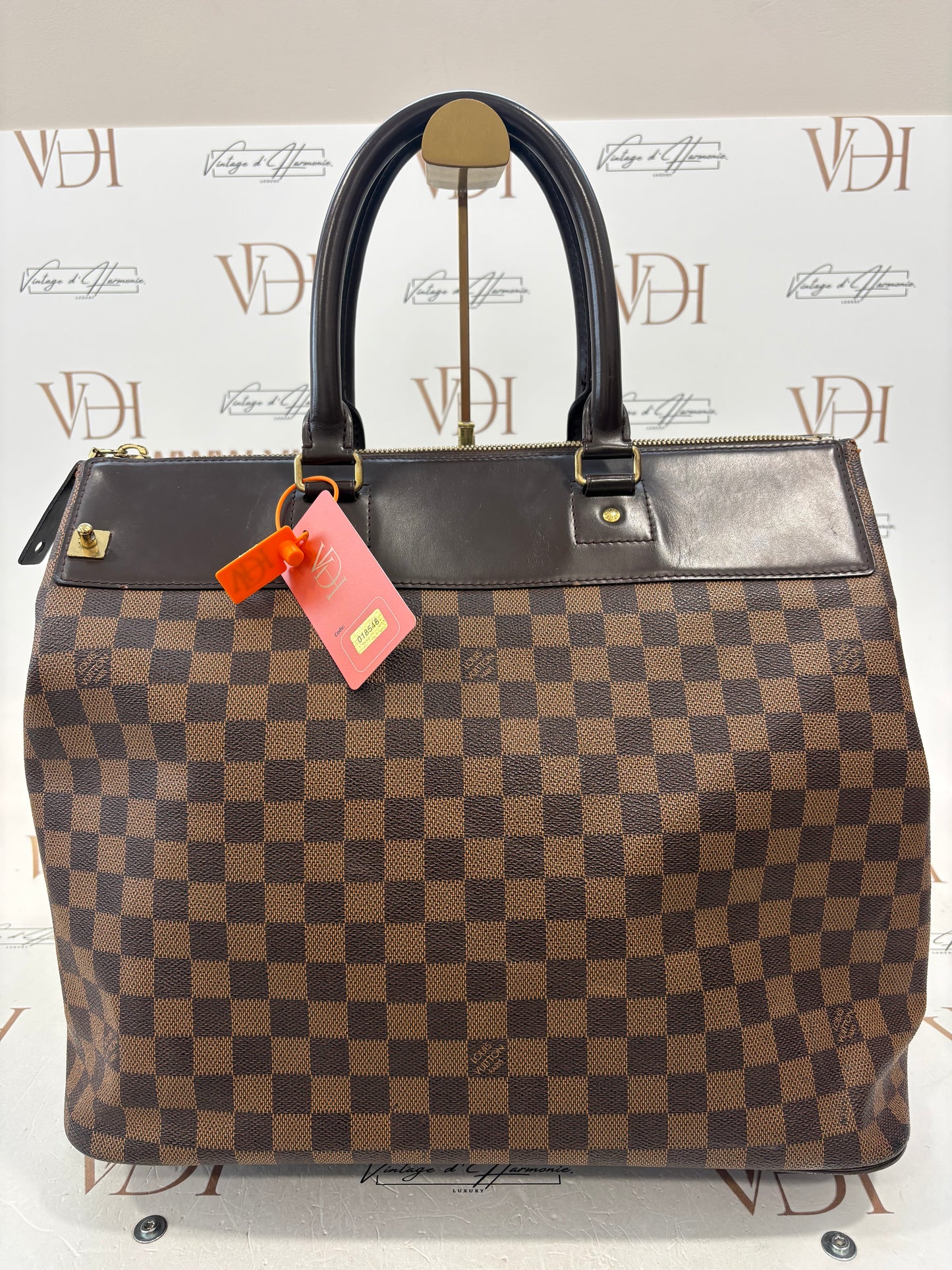 018548 - Louis Vuitton Damier Greenwich