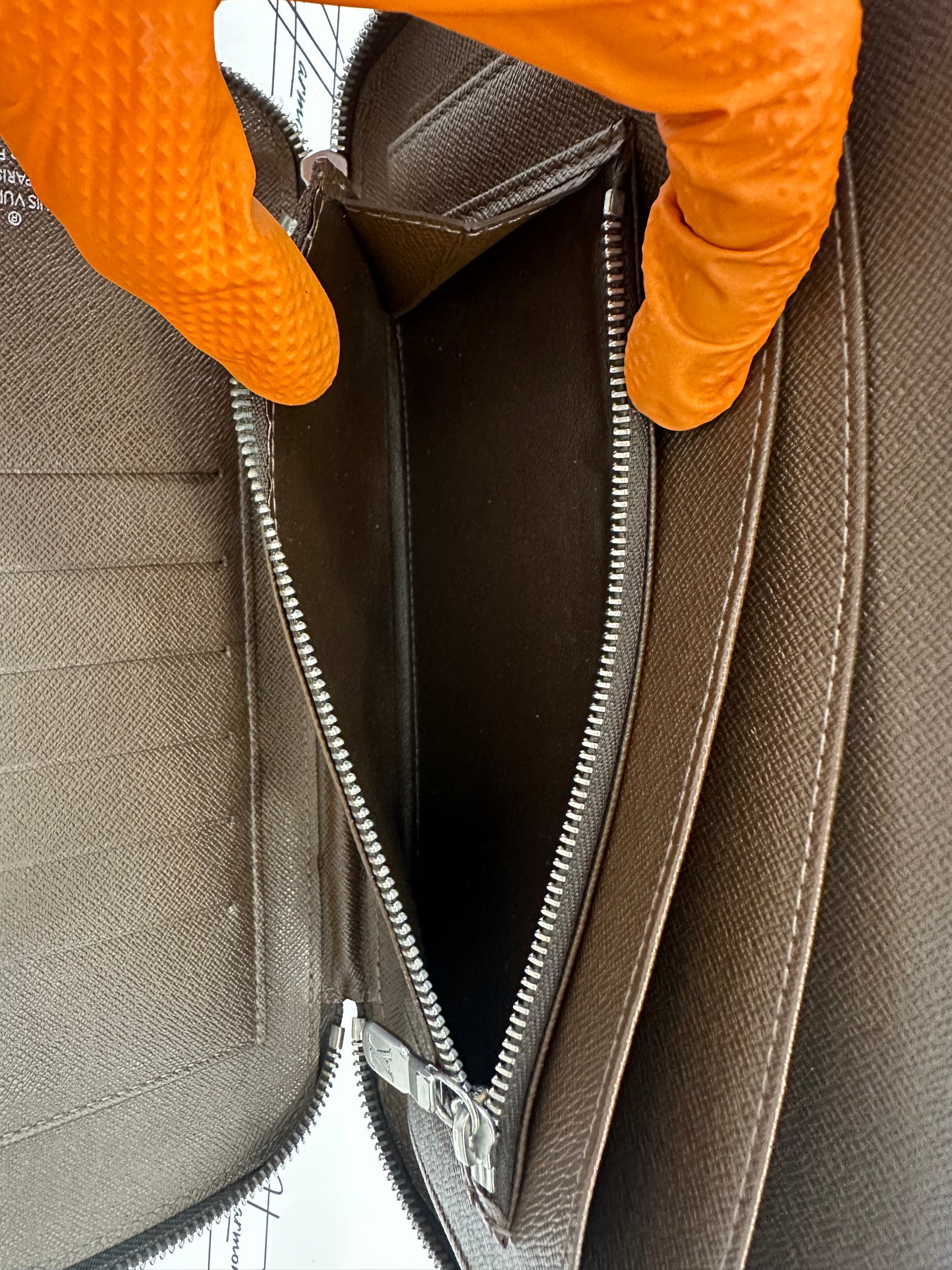 102624 - Louis Vuitton Atoll