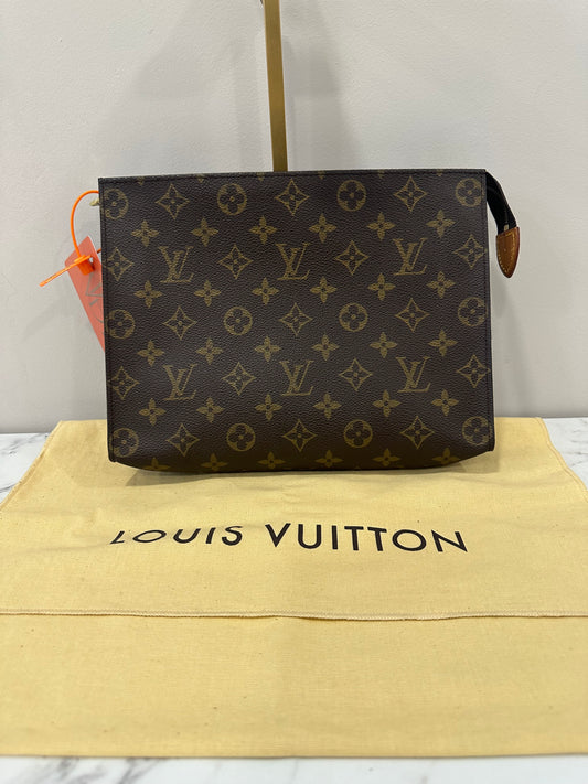 Louis Vuitton Toilette 26