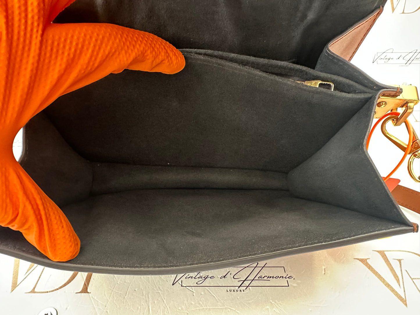 382762 - Louis Vuitton Dauphine