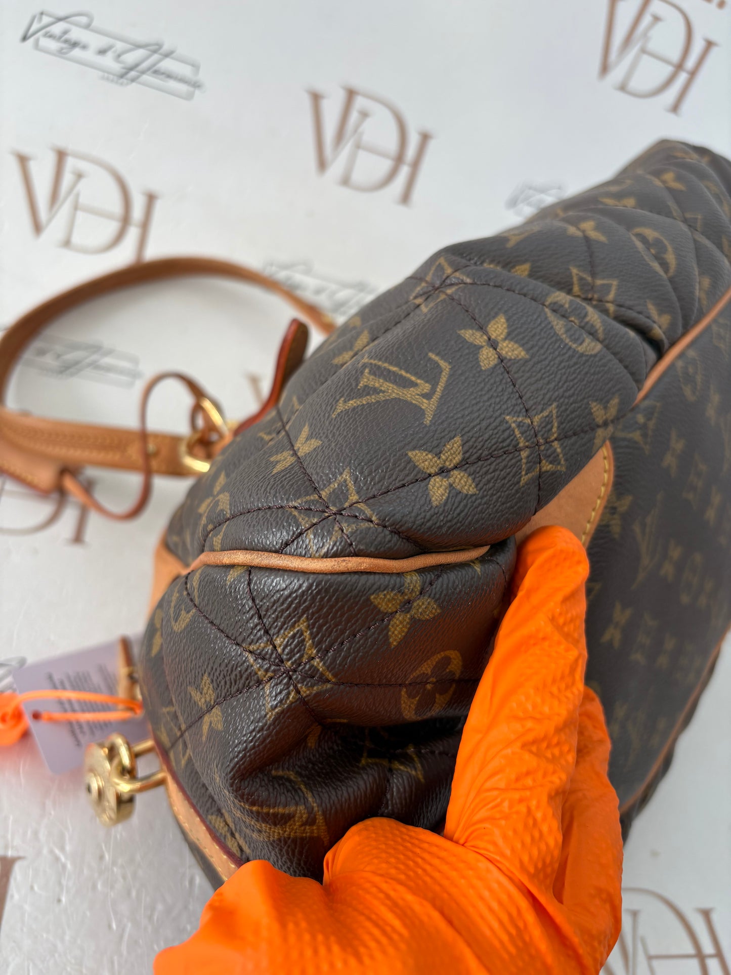 201159 - Louis Vuitton Etoile
