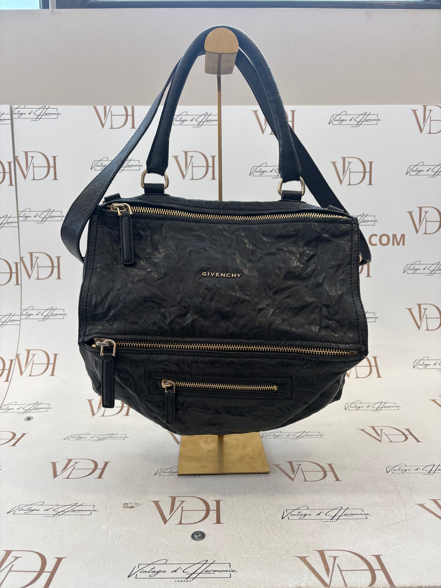 384261 - Givenchy Pandora