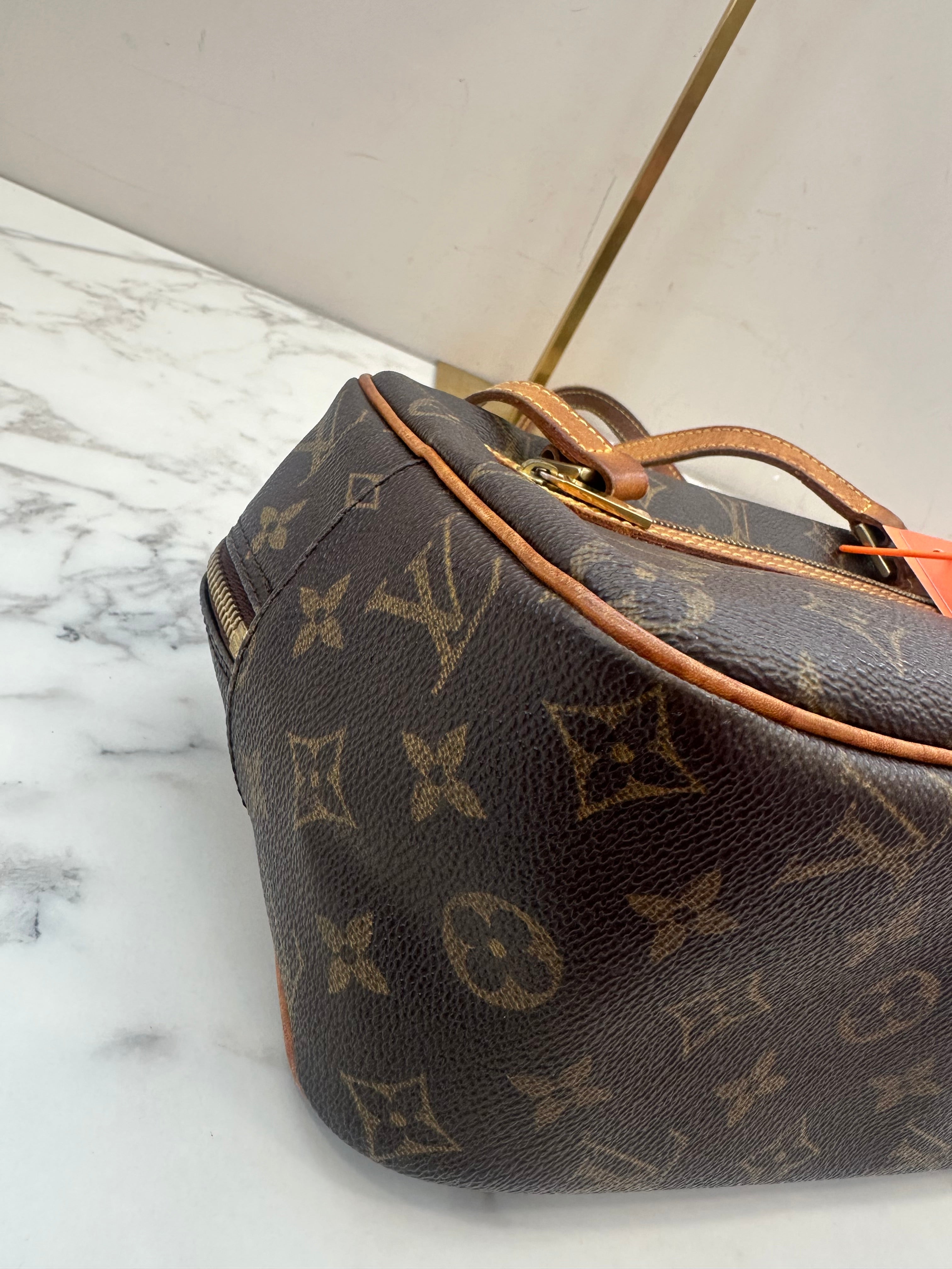 Louis Vuitton Cite MM