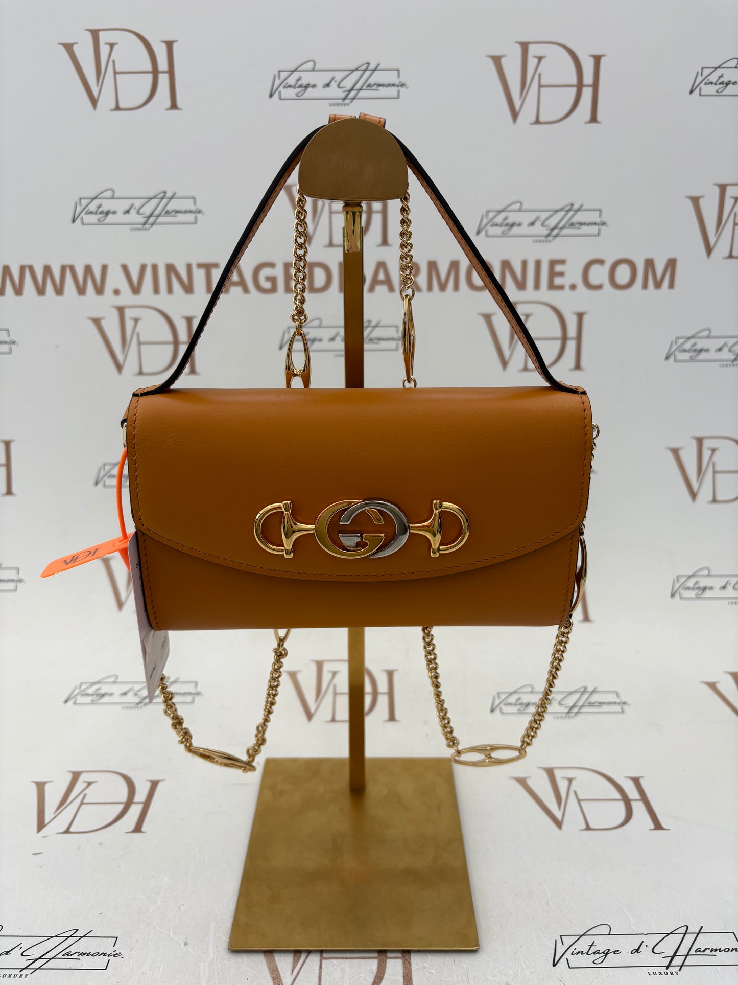 383747 - Gucci Zumi