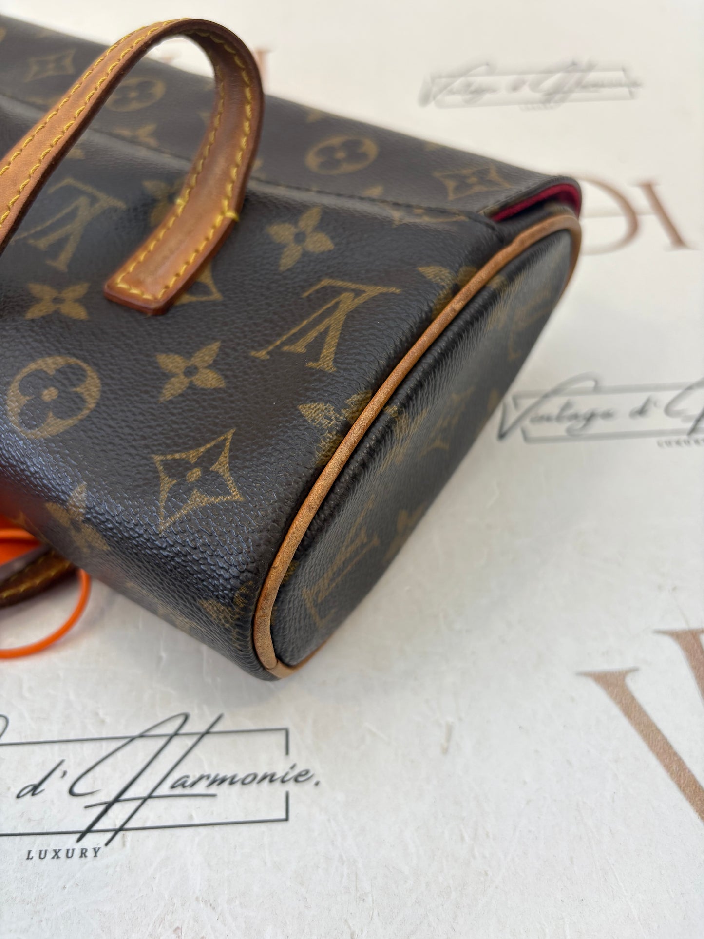 016907 - Louis Vuitton Sonatine
