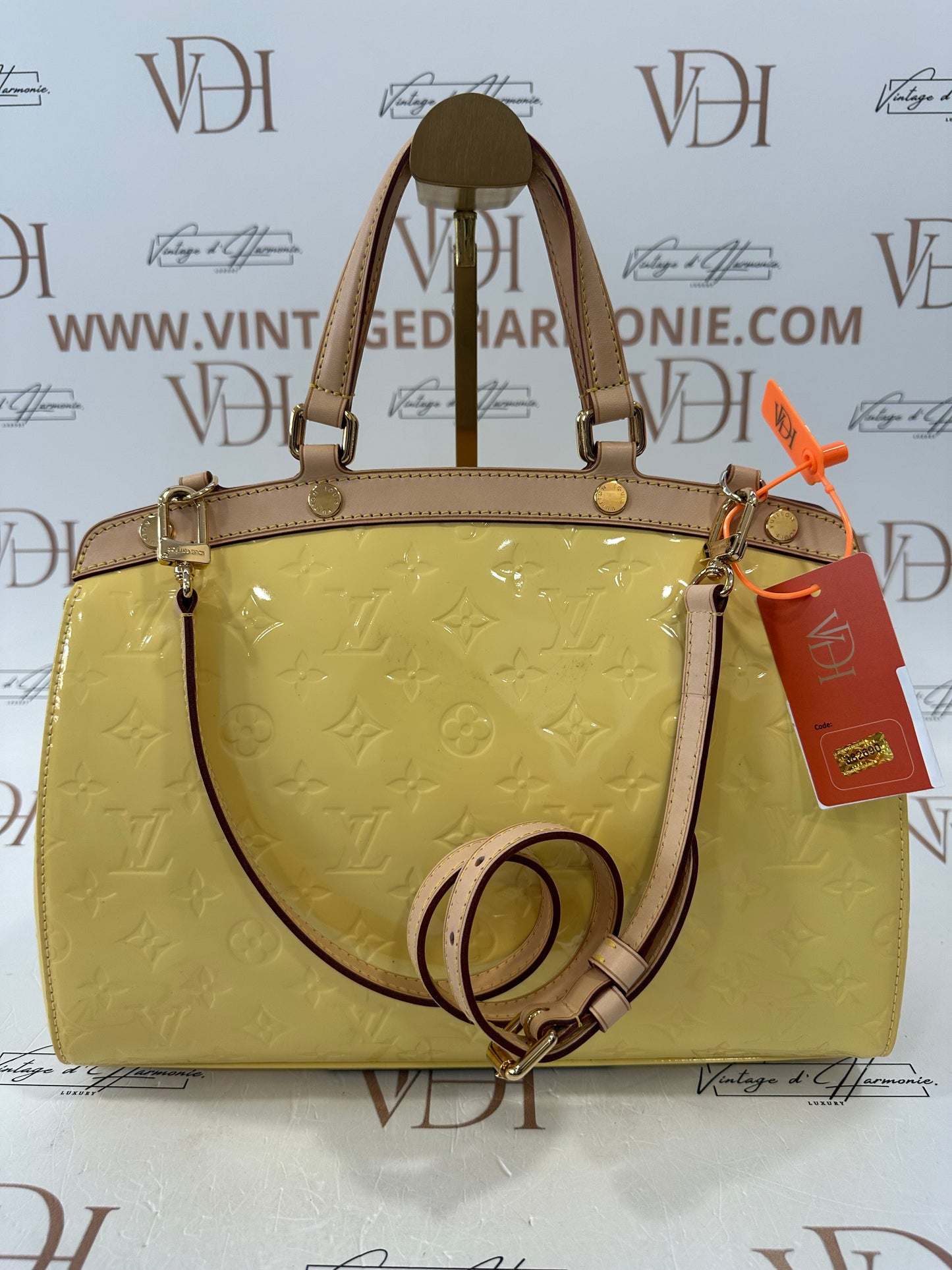 382690 - Louis Vuitton Brea