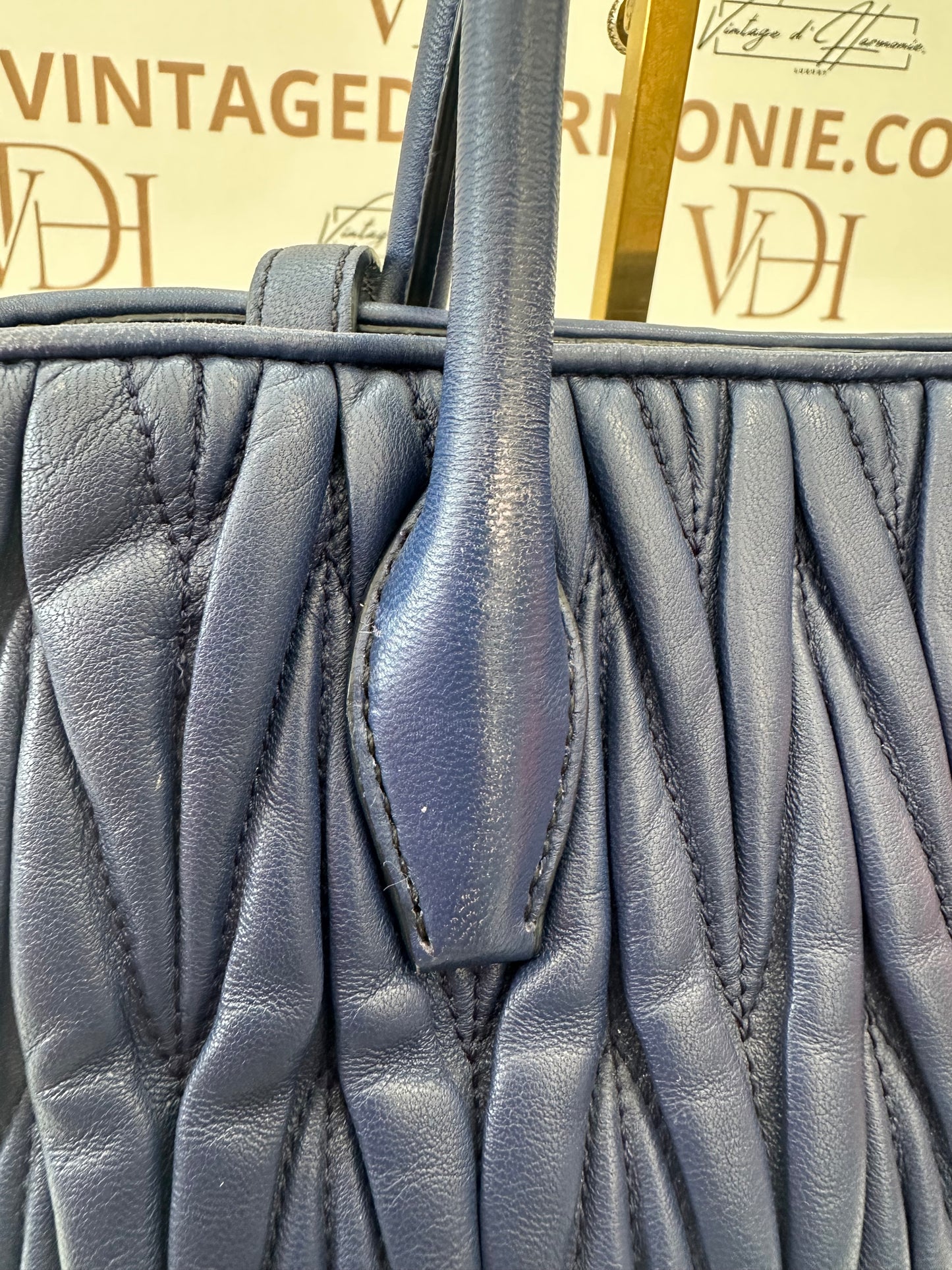382661 -  Miu Miu Avenue