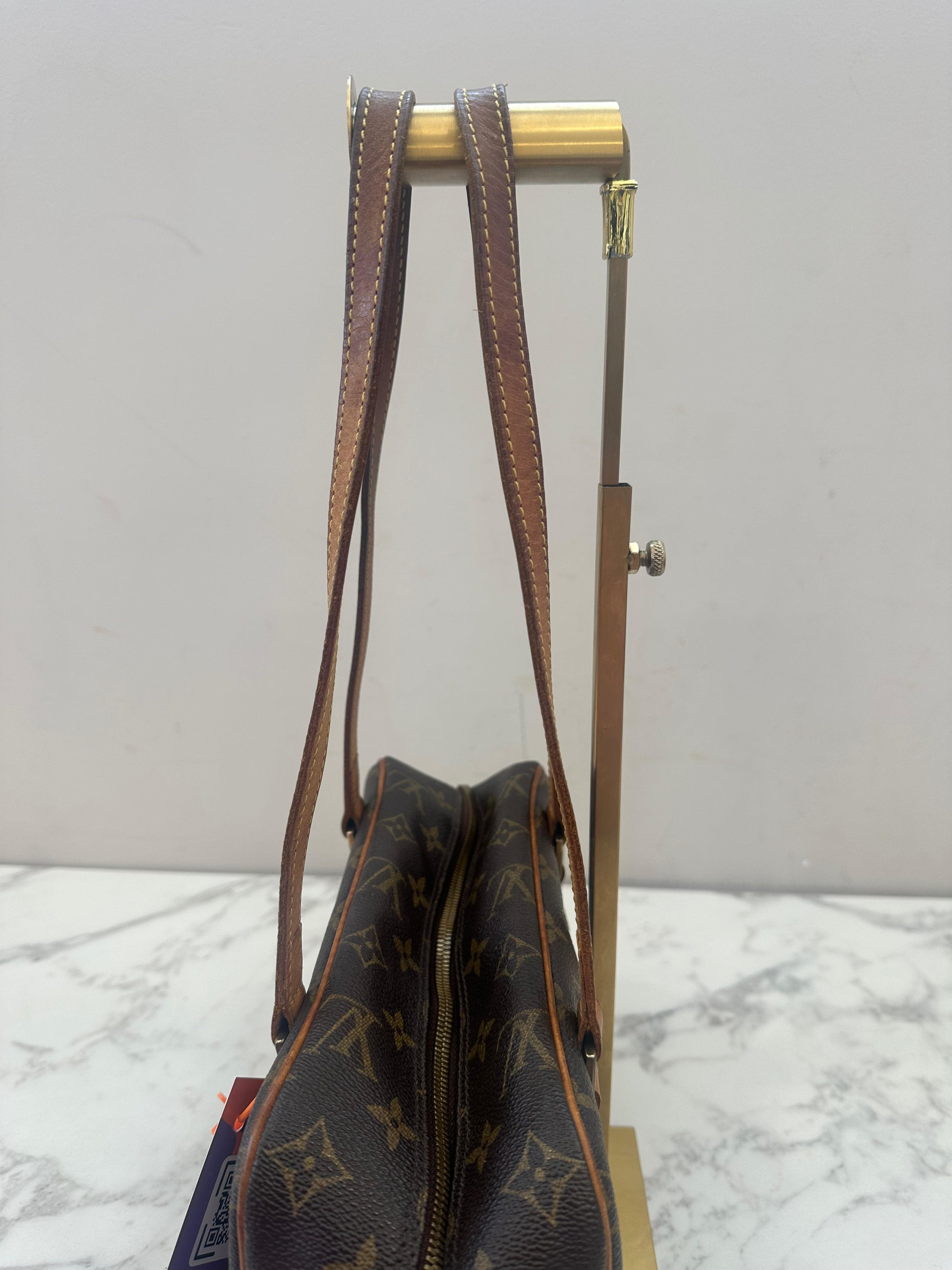 Louis Vuitton Cite MM