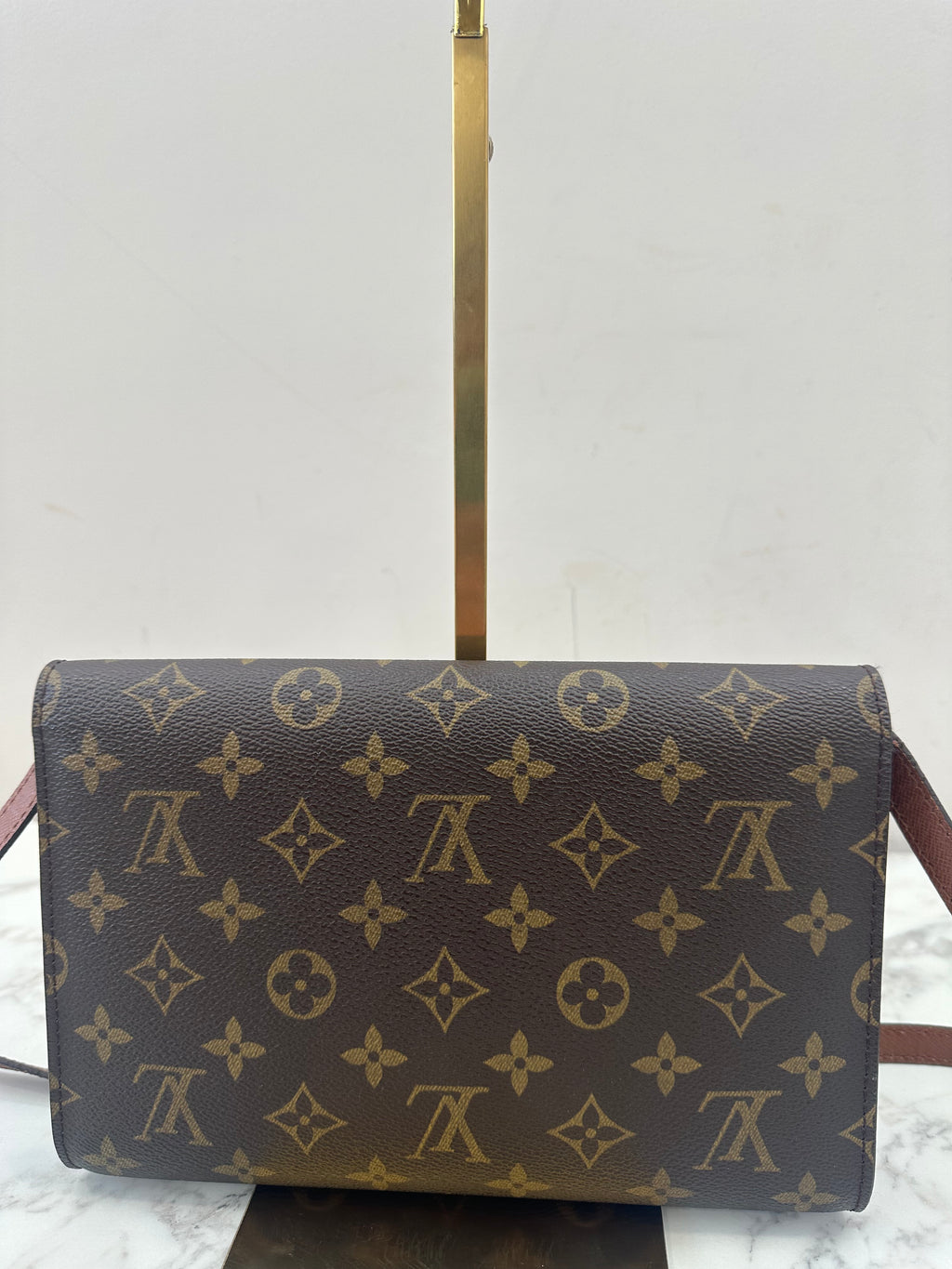 Louis Vuitton Bordeaux 23