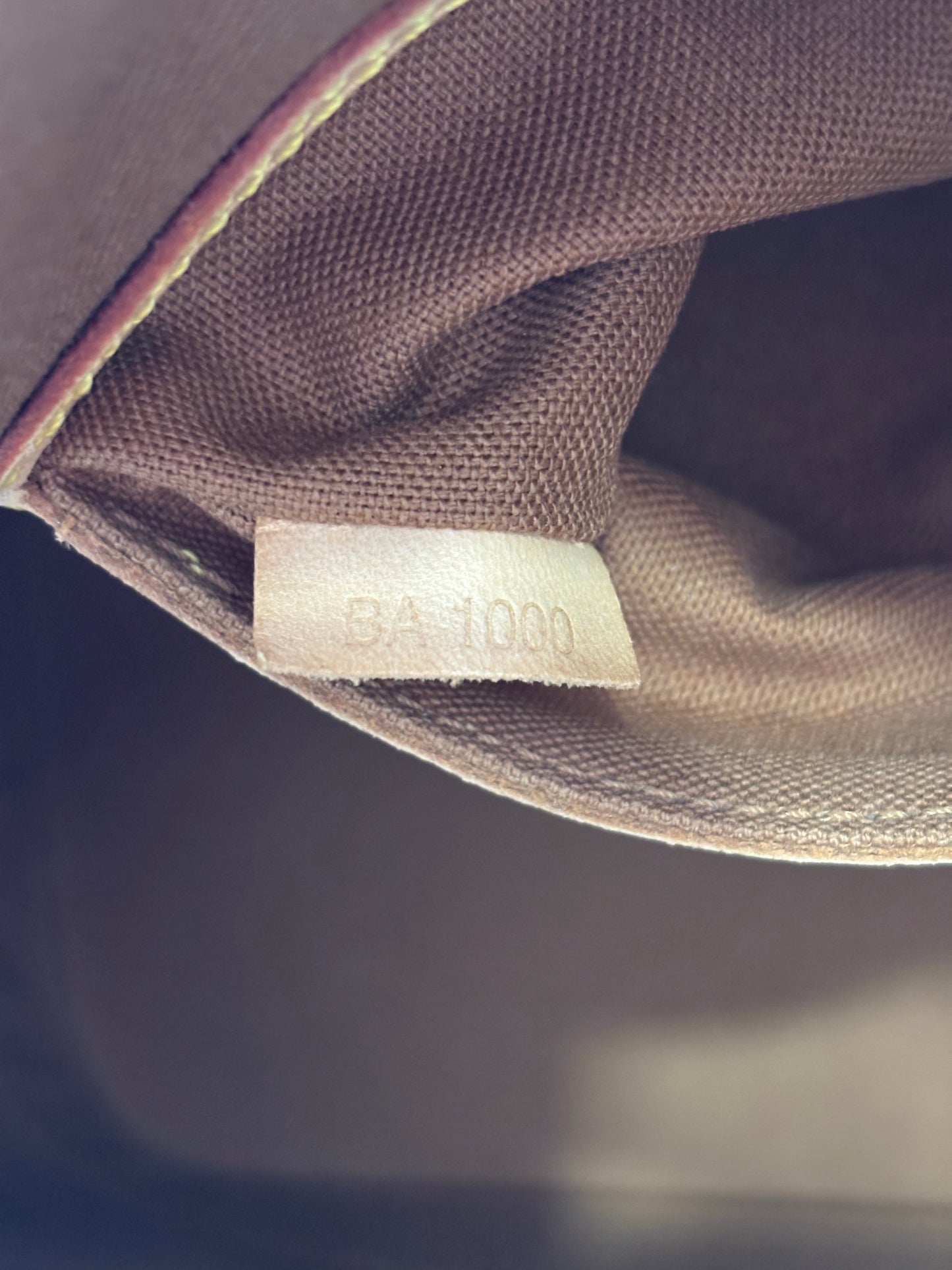 018892 - Louis Vuitton Alma