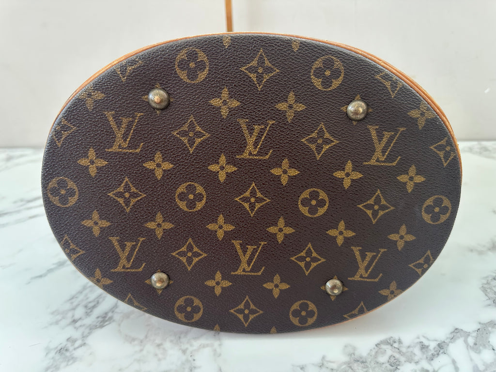 Louis Vuitton Bucket GM