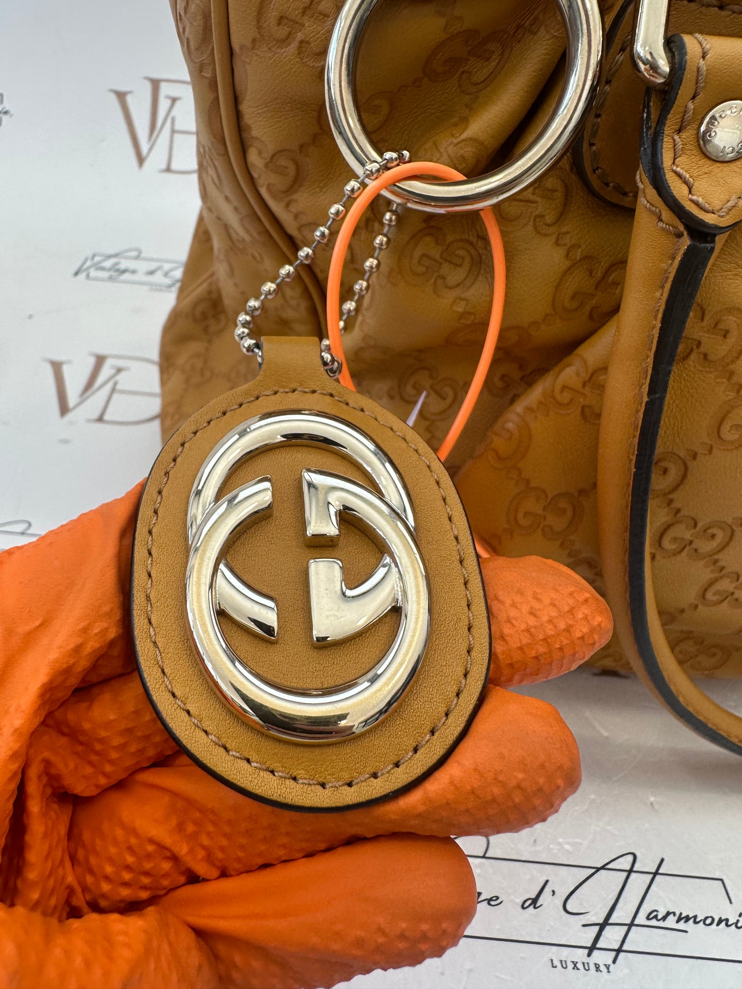 382479 - Gucci Sukey